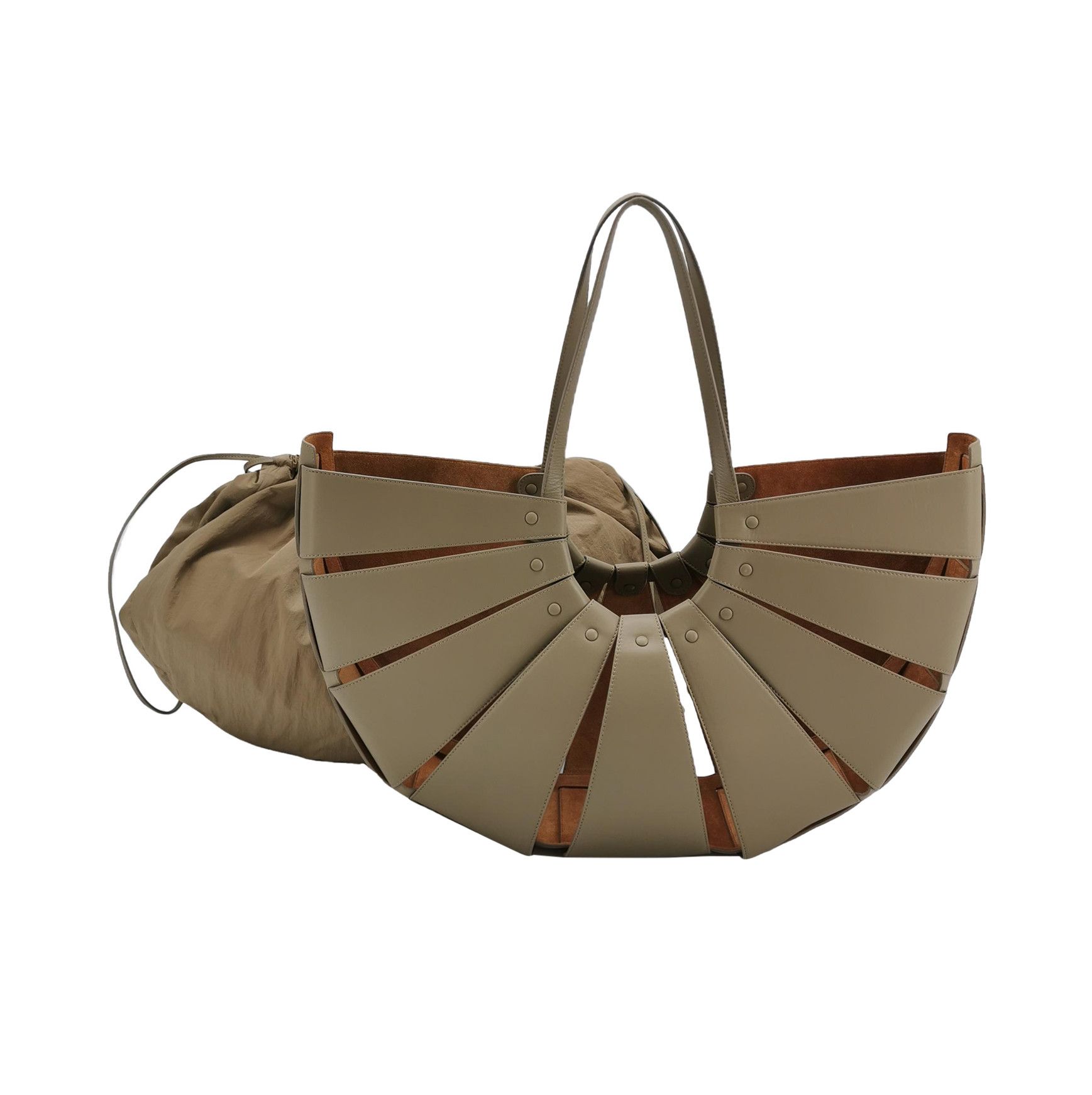 Bottega Veneta The Shell Leather Cutout Handle Bag in Beige, Women's