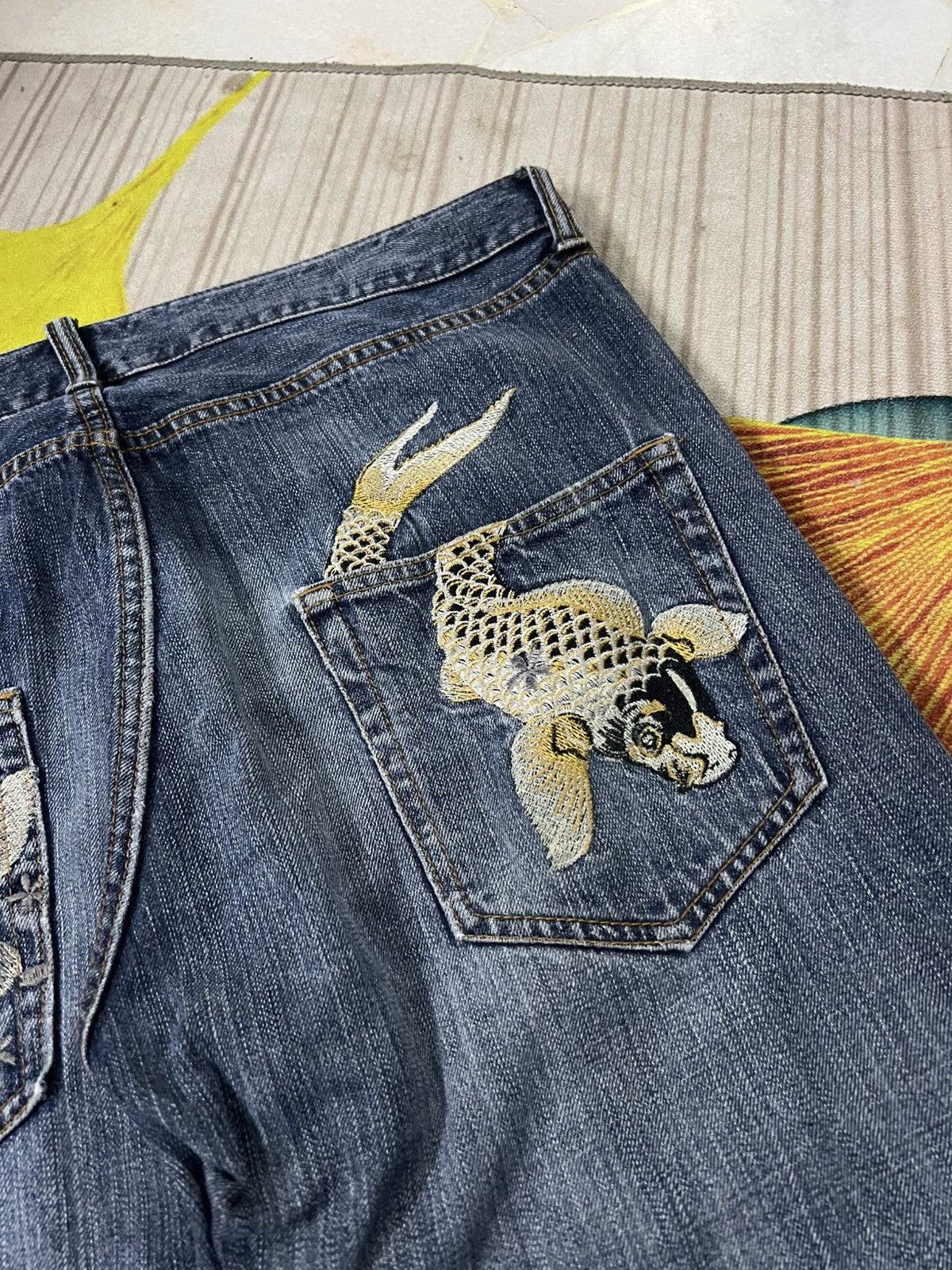 Japanese Brand Karakuri Tamashi Style Koi Fish Embroidery Mud Wash Jean Size US 35 - 18 Thumbnail