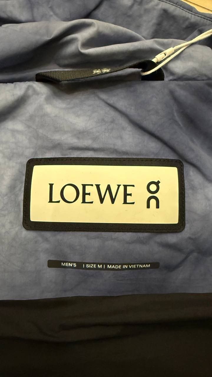 Loewe × On Loewe x On Blue Multicolor Puffer Vest Size M Size US M / EU 48-50 / 2 - 7 Thumbnail