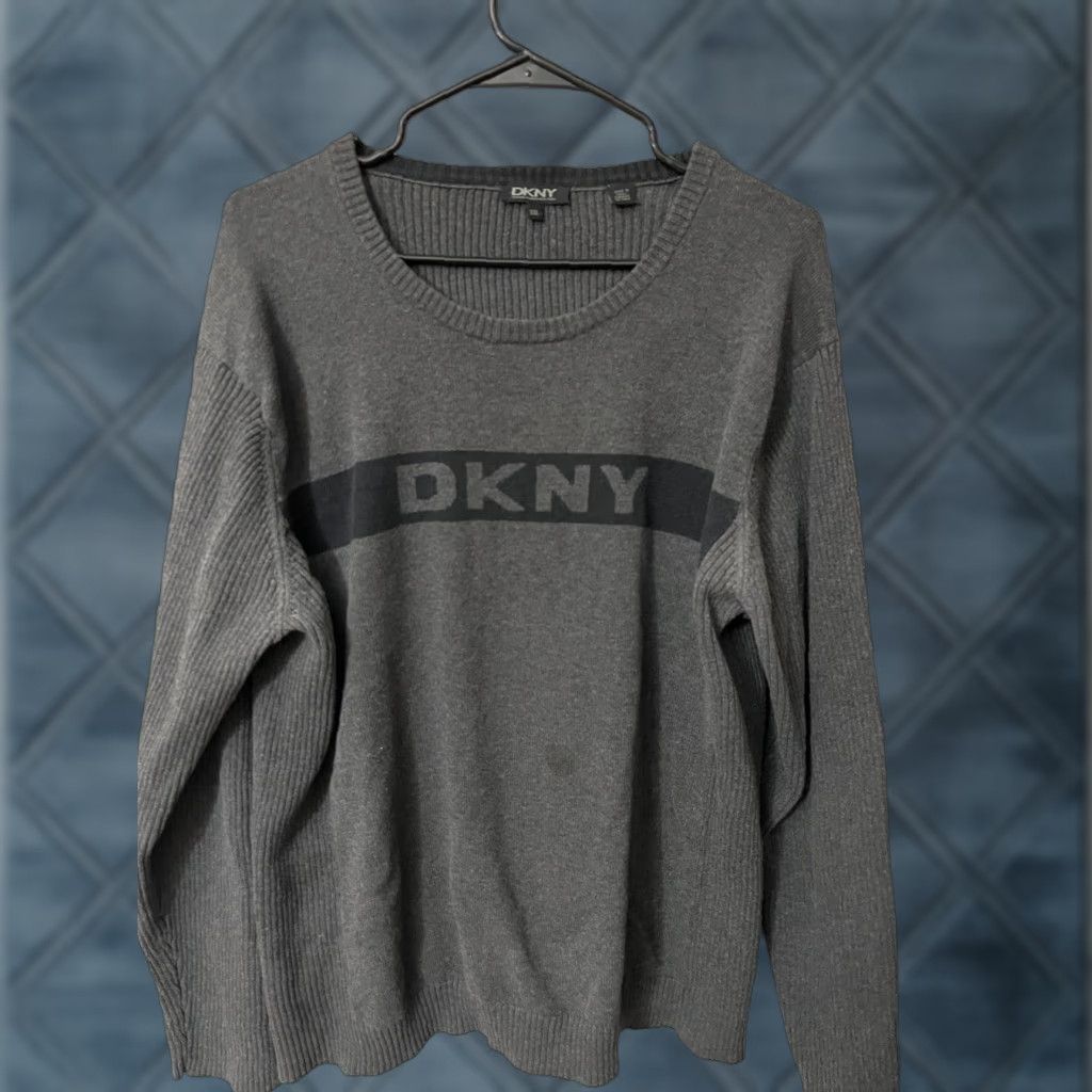 DKNY VINTAGE DKNY Logo Sweater Long Sleeve Crewneck Pullover Men's 2XL Gray Size US XXL / EU 58 / 5 - 1 Thumbnail