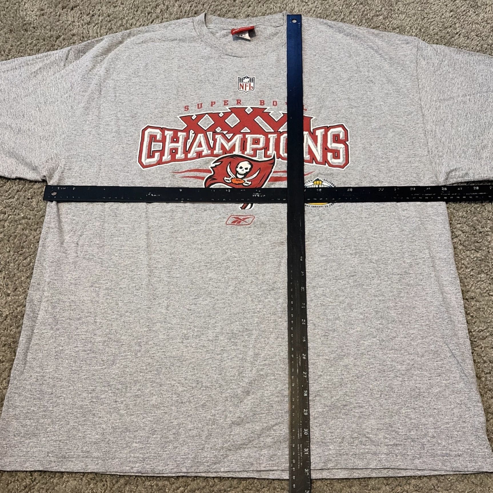 NFL VINTAGE Tampa Bay Buccaneers Super Bowl XXXVII Champs 2003 NFL T-Shirt 2XL Reebok Mens Gray Size US XXL / EU 58 / 5 - 5 Thumbnail