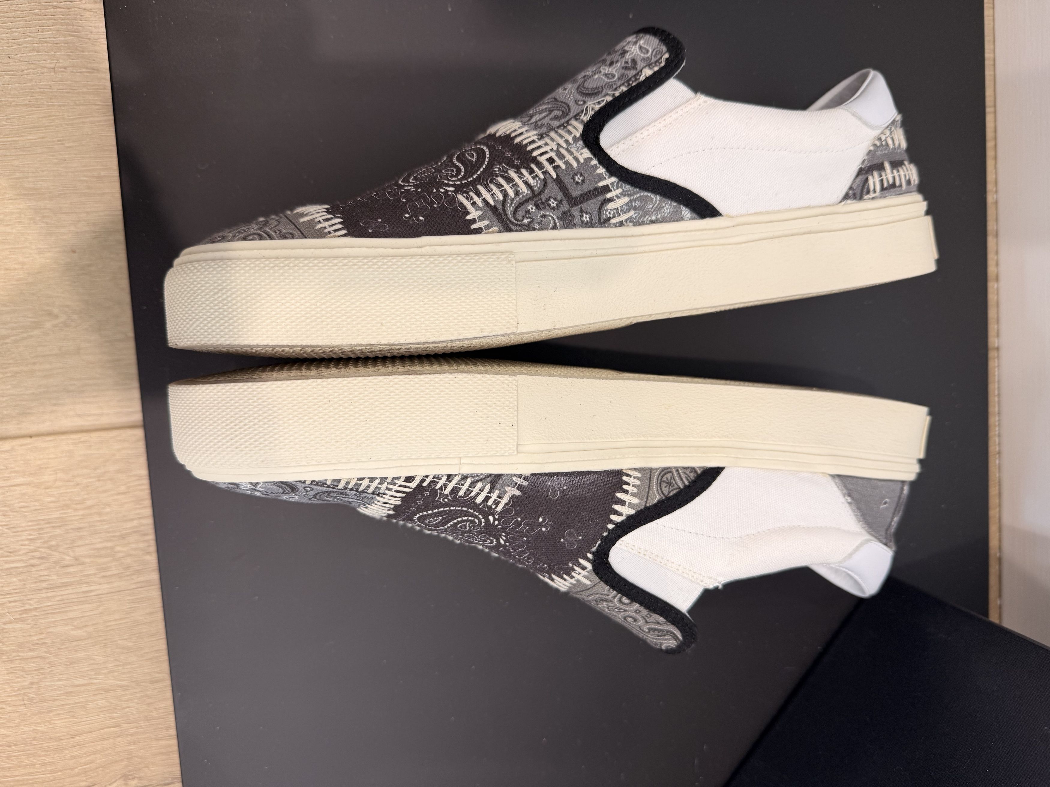 Amiri Bandana Reconstructed Slip On Size US 9 / EU 42 - 2 Thumbnail