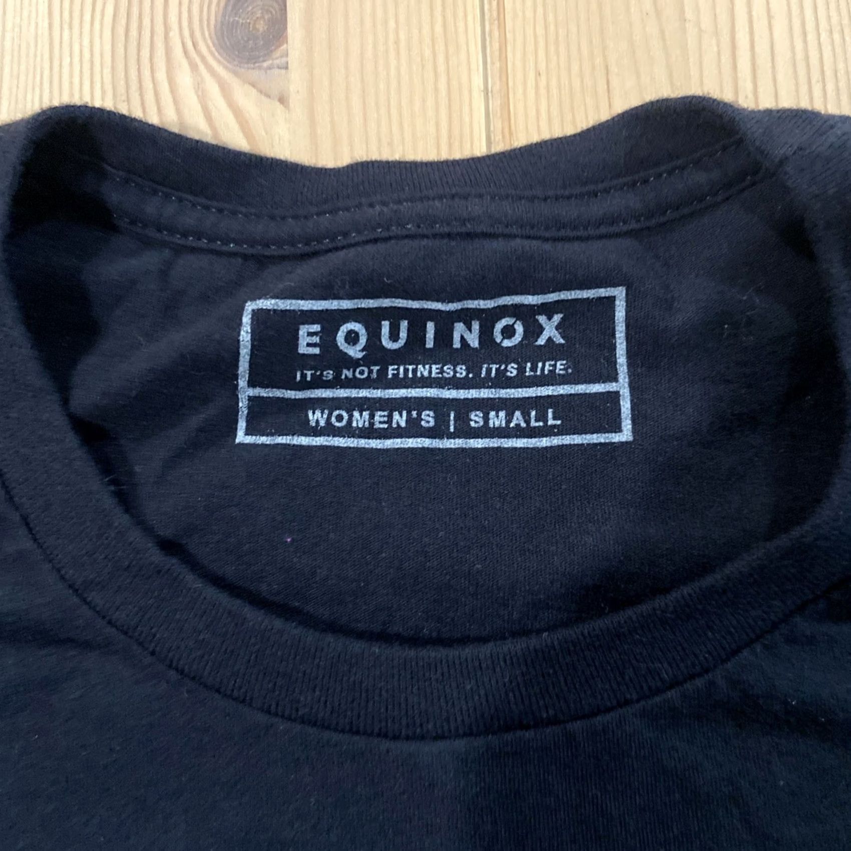 Vintage Equinox Women's Short Sleeve Tee Shirt Black S, Regular Fit, 100% Cotton, Logo, Crew Neck, Basic Casual T-Shirt Size S / US 4 / IT 40 - 3 Thumbnail
