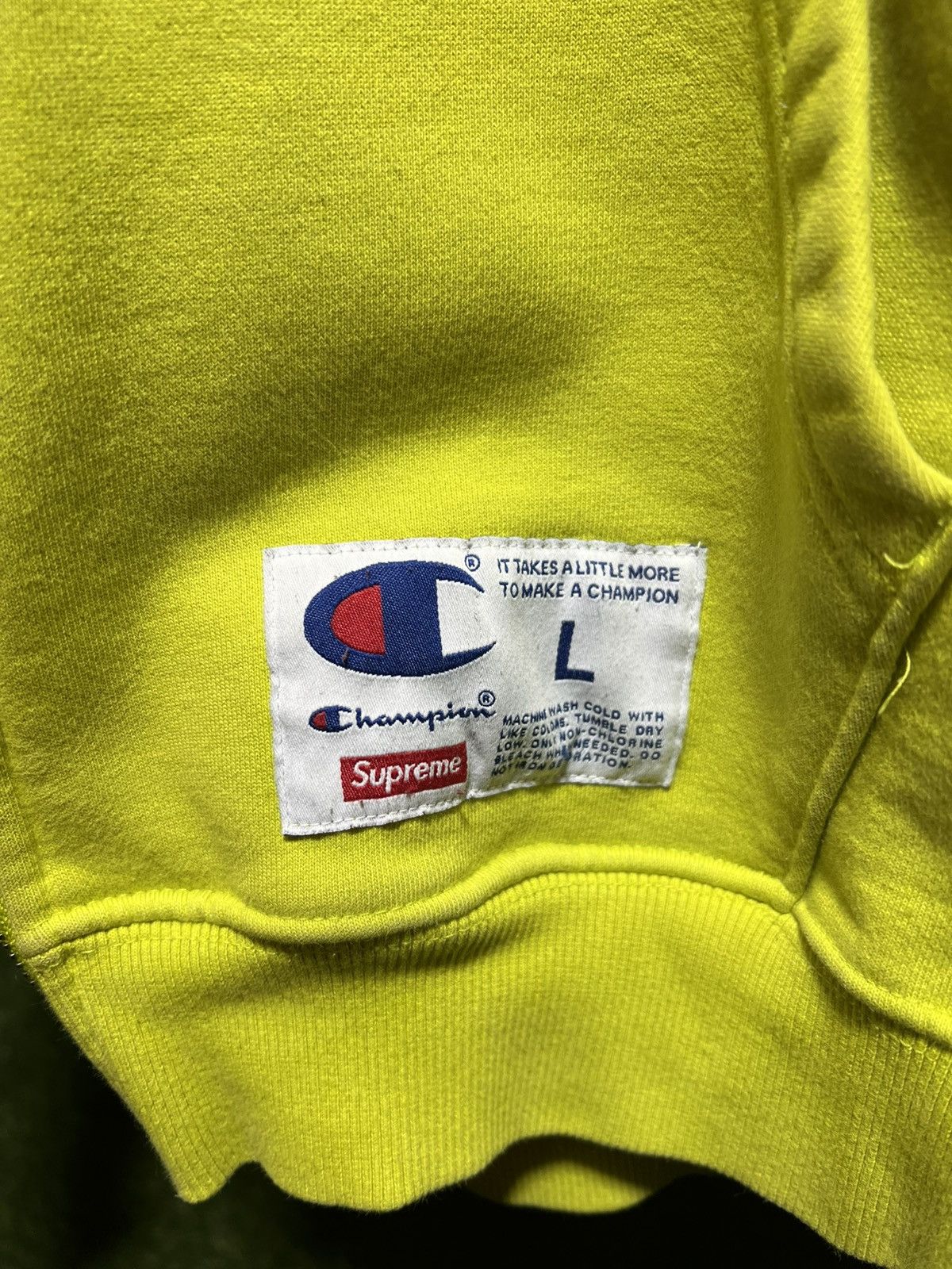 Champion × Supreme Supreme x Champion Hood Logo Neon Zip-Up Size US L / EU 52-54 / 3 - 3 Thumbnail