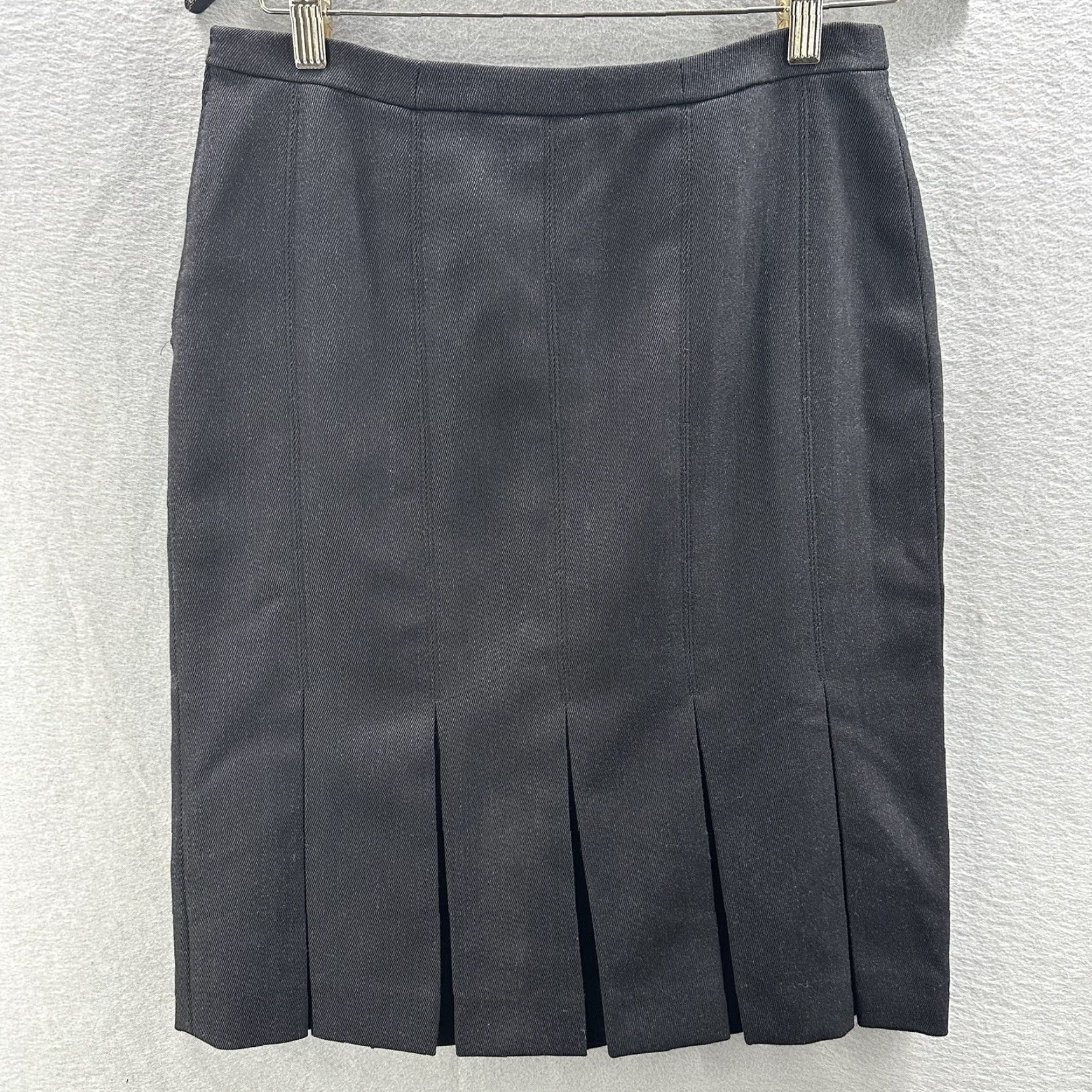 Akris Akris Skirt Womens 4 Knee Length Pleated Black Wool Cotton Classic Minimalist 90s City Preppy Mens? Women. Size 27" / US 4 / IT 40 - 4 Thumbnail