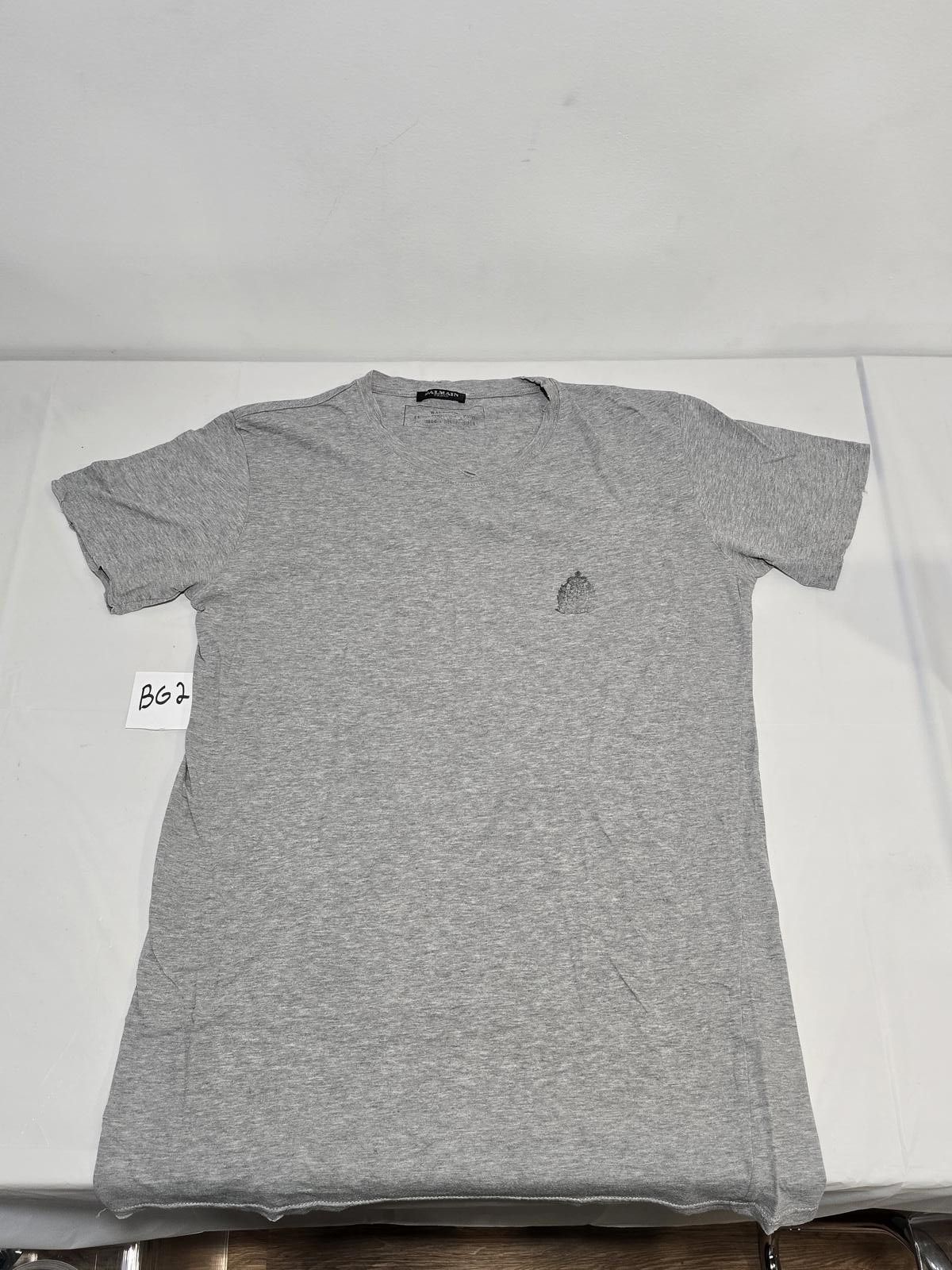 Balmain Balmain Paris Gray Crest Logo T-Shirt Size US M / EU 48-50 / 2 - 1 Thumbnail