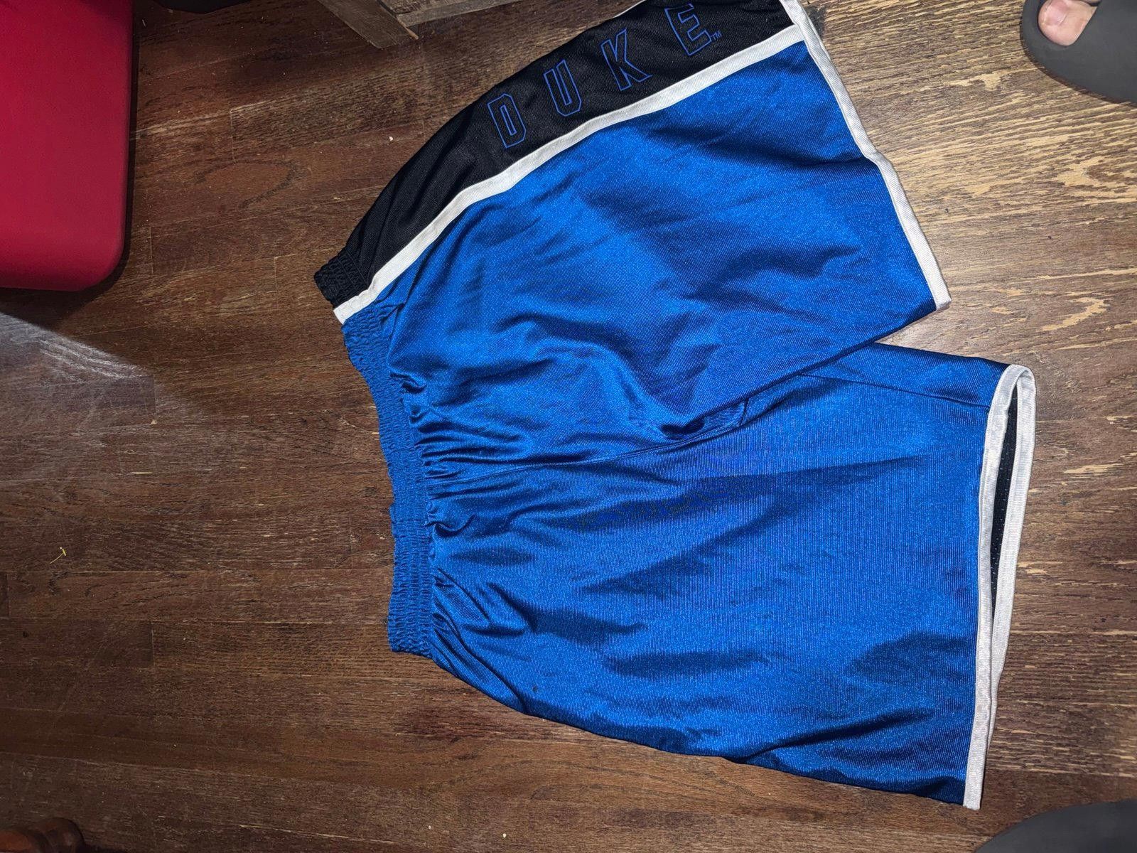 Colosseum Athletics Vintage 90s Duke Blue Devils Colosseum Shorts Rare Sz XL Size US 36 / EU 52 - 6 Thumbnail