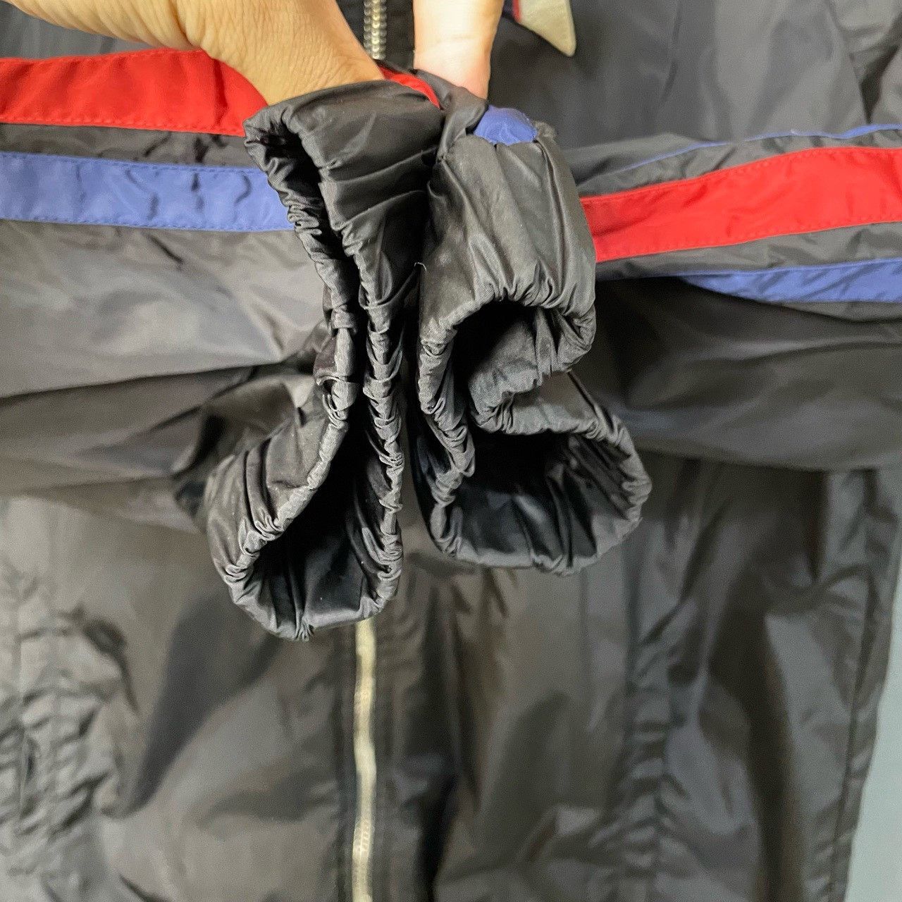 Gucci Gucci Black neck bow logo windbreaker jacket 2501-Nextarrow Size US XS / EU 42 / 0 - 4 Thumbnail