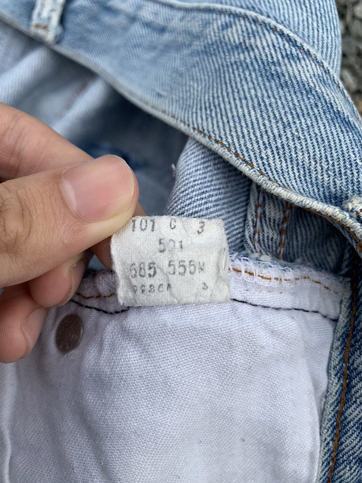 Levi's VINTAGE LEVIS 501 RINDEM 80’s USA FADED DISTRESSED DENIM Size US 29 - 17 Thumbnail