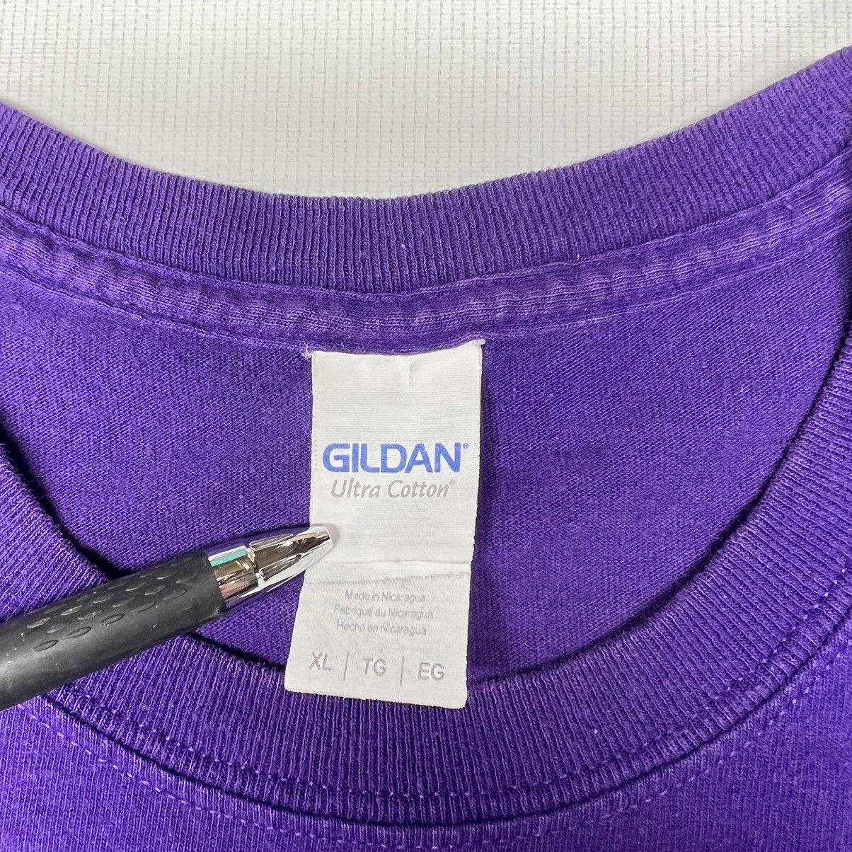 Gildan × Vintage VTG Car Tee Shirt Purple Hot Rod Classic Custom Auto Graphic Size US XL / EU 56 / 4 - 7 Thumbnail