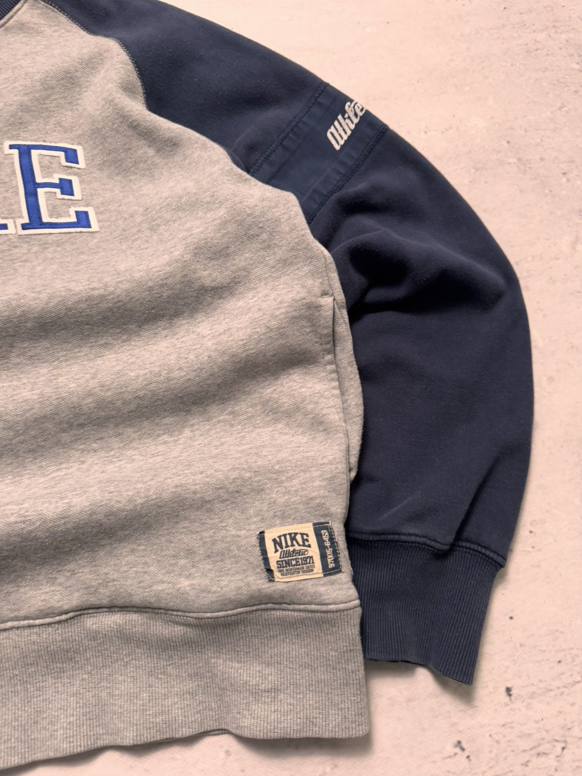 Nike × Vintage NIKE VINTAGE CENTER LOGO OVERSIZE BOXY SWEATSHIRT Size US M / EU 48-50 / 2 - 4 Thumbnail