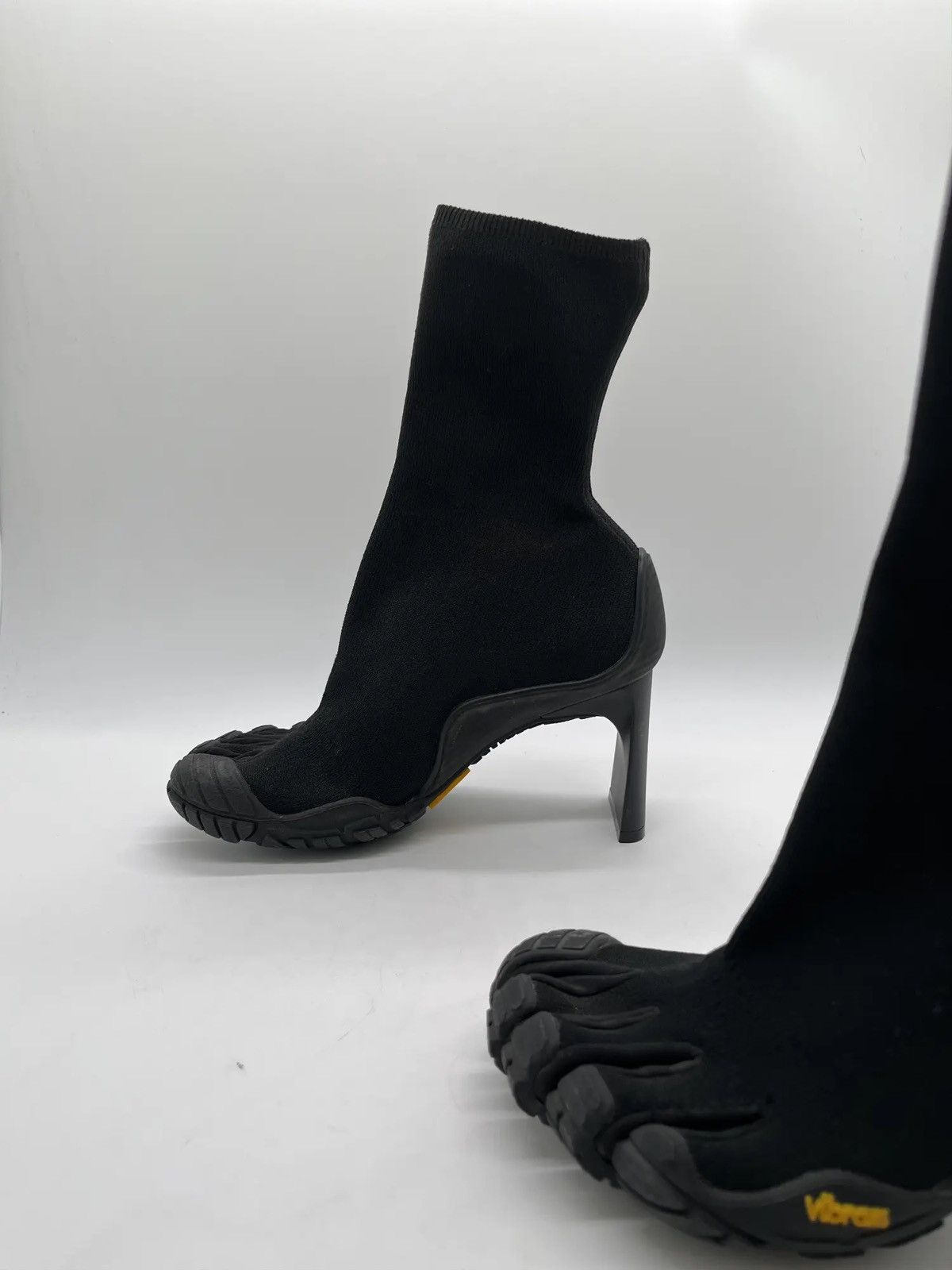 Balenciaga Balenciaga Vibram Five Finger Boots Size US 6 / IT 36 - 3 Thumbnail