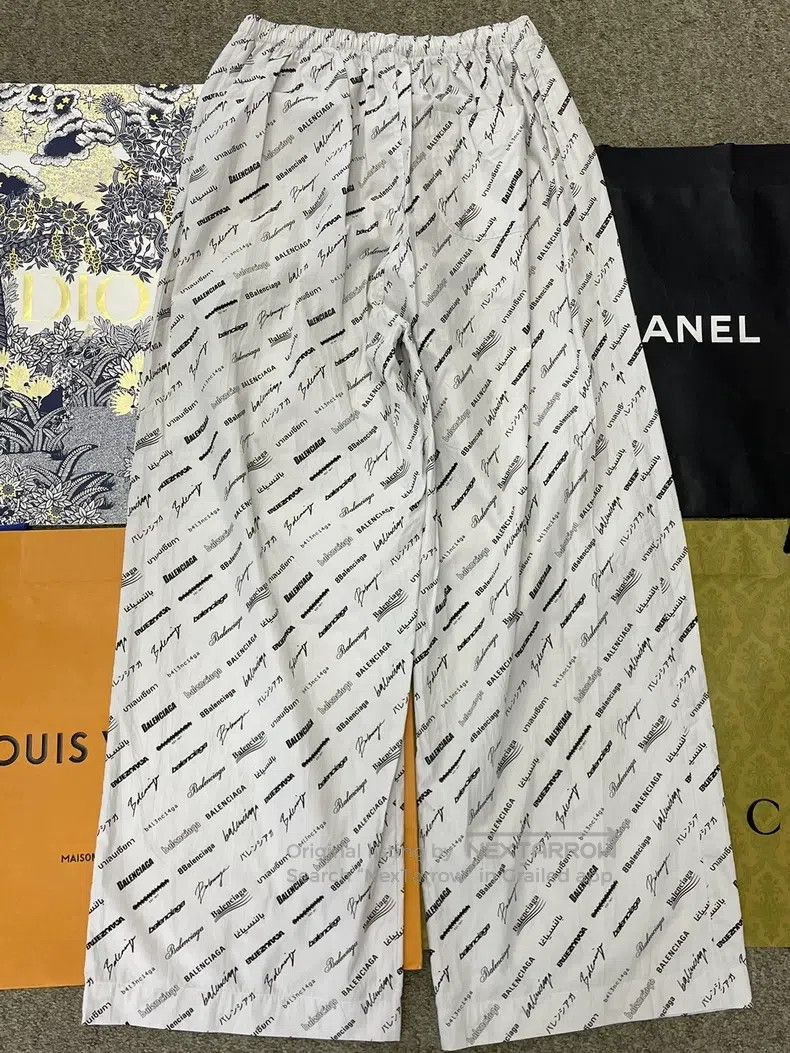 Balenciaga Balenciaga Black and white color-block pants with full let Size US 32 / EU 48 - 3 Thumbnail