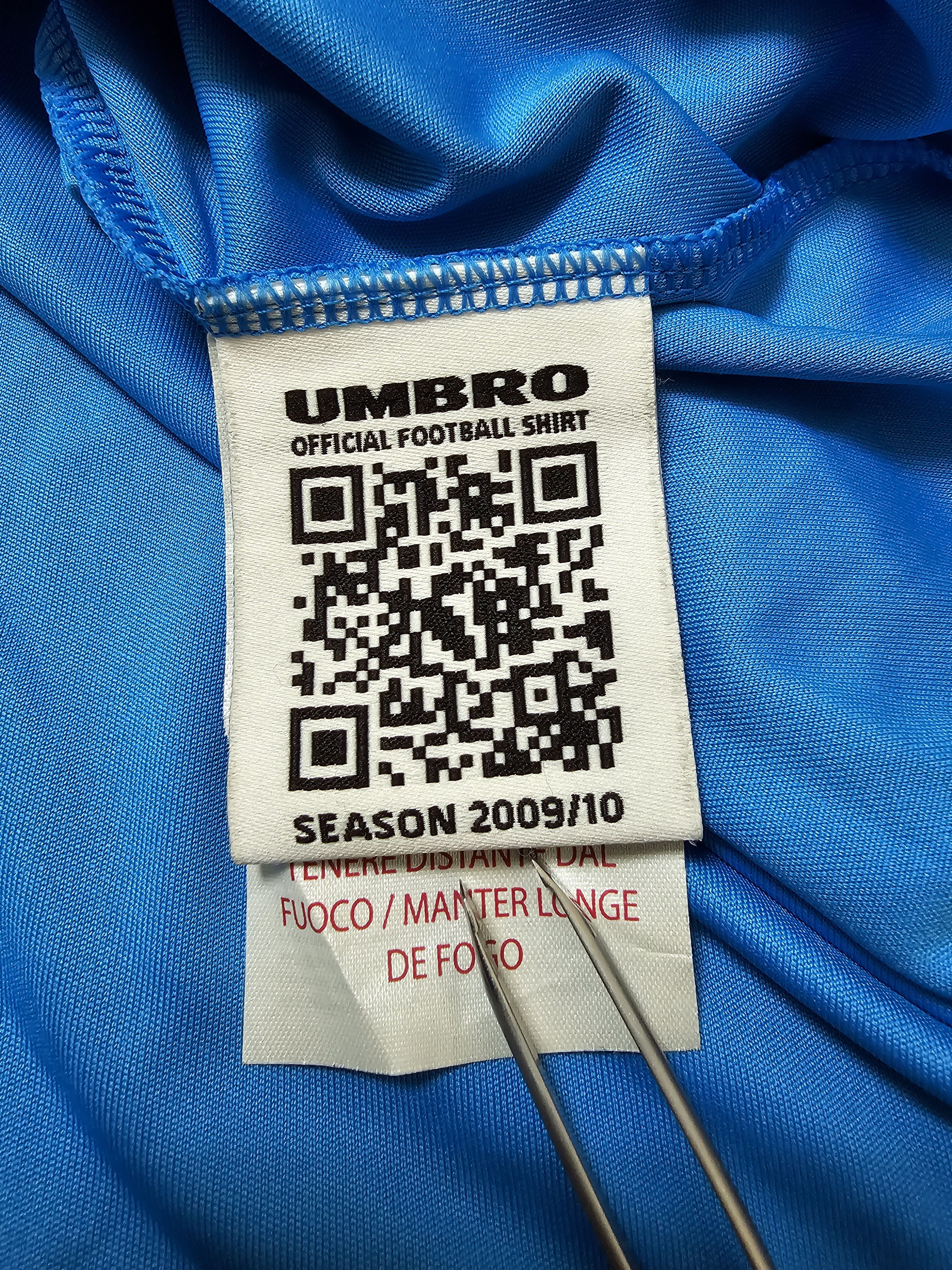 Umbro HULL CITY 2009 2010 AWAY FOOTBALL SHIRT SOCCER JERSEY Size US XL / EU 56 / 4 - 10 Thumbnail