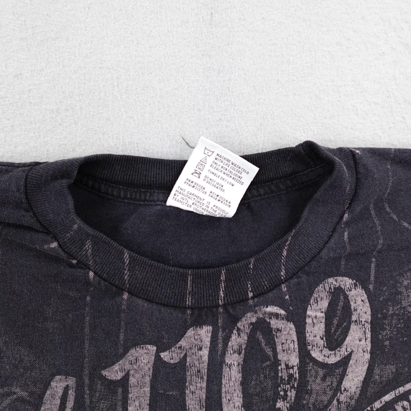 Gloverall VINTAGE Carpenters Union Shirt Mens XL Black Local 1109 AOP All Over Print USA Shirt Size US XL / EU 56 / 4 - 2 Thumbnail