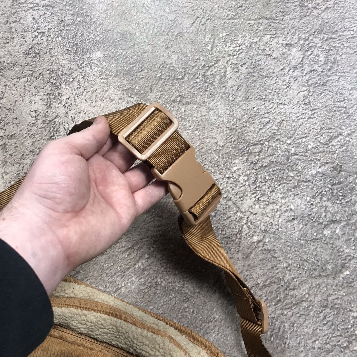 Vintage Vintage 90s Banana Waist Bag Japan Y2K Streetwear Tapered OS Size ONE SIZE - 4 Thumbnail