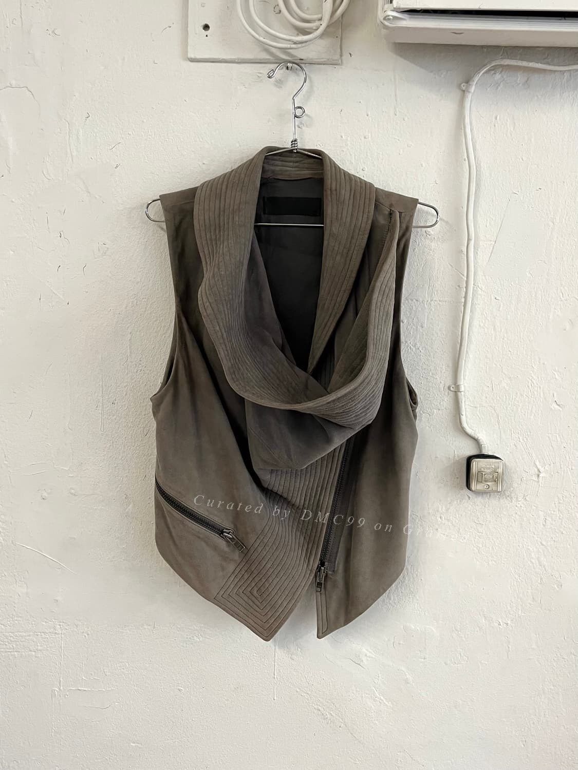 Haider Ackermann Haider Ackermann Retro Fashion Vest Size US M / EU 48-50 / 2 - 1 Thumbnail