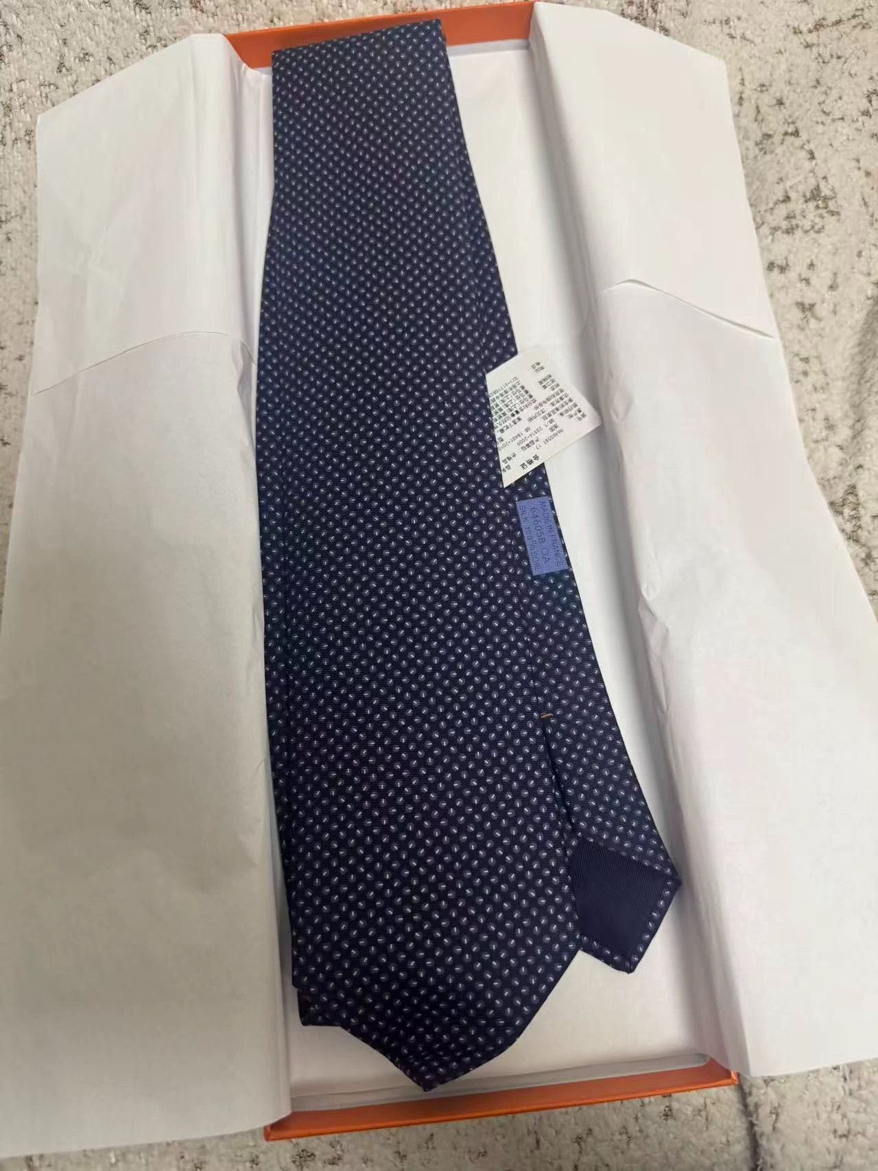 Hermes Navy Blue Polka Dot Formal Tie Size ONE SIZE - 1 Thumbnail