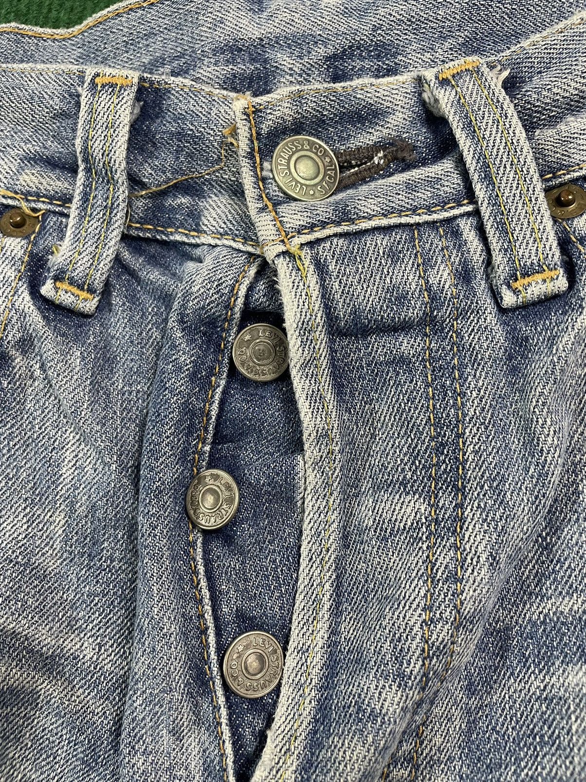 Levi's Levis Vintage Distressed Big E Selvage Japan Size US 31 - 9 Thumbnail