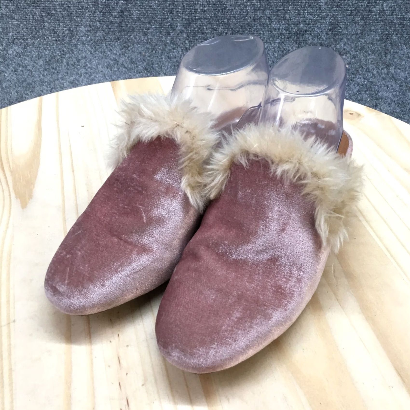 Vintage Universal Thread Sandals Womens 7 Bibiana Mule Block Heels Pink Slip On Fur Sandal Women M Pink Black Fur Trim Casual Slide Shoes Womens Size US 7 / IT 37 - 3 Thumbnail
