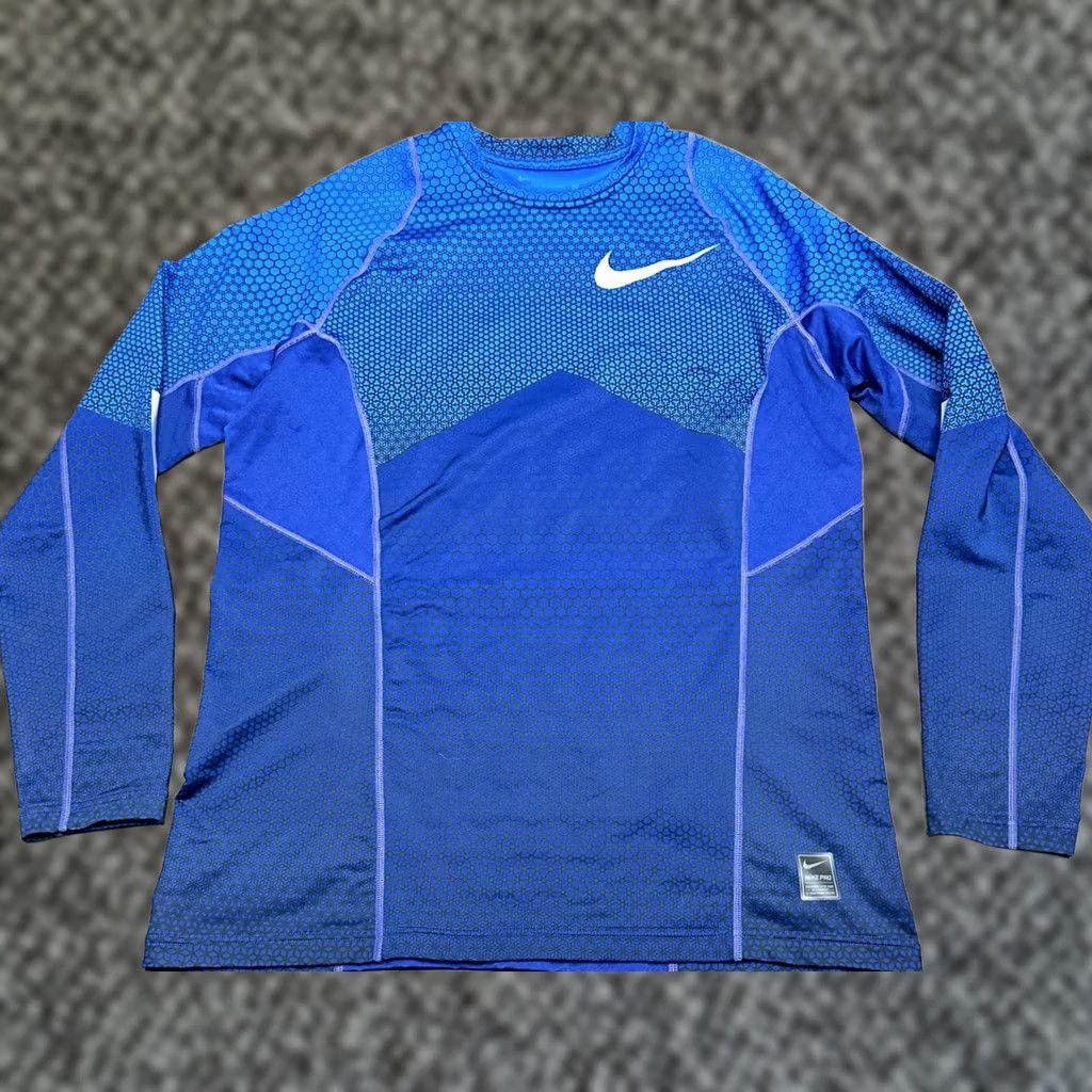 Nike Nike Pro Hyperwarm Pullover Shirt Men L Blue 917263-480 Size US L / EU 52-54 / 3 - 1 Thumbnail