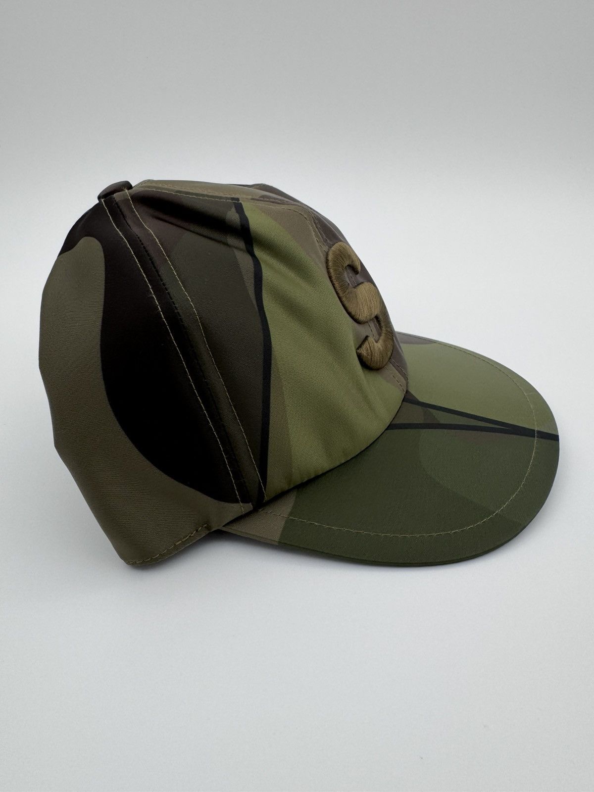 Kaws FW21 Sacai x Kaws S Cap Camouflage DS w/ Tags Size ONE SIZE - 2 Thumbnail