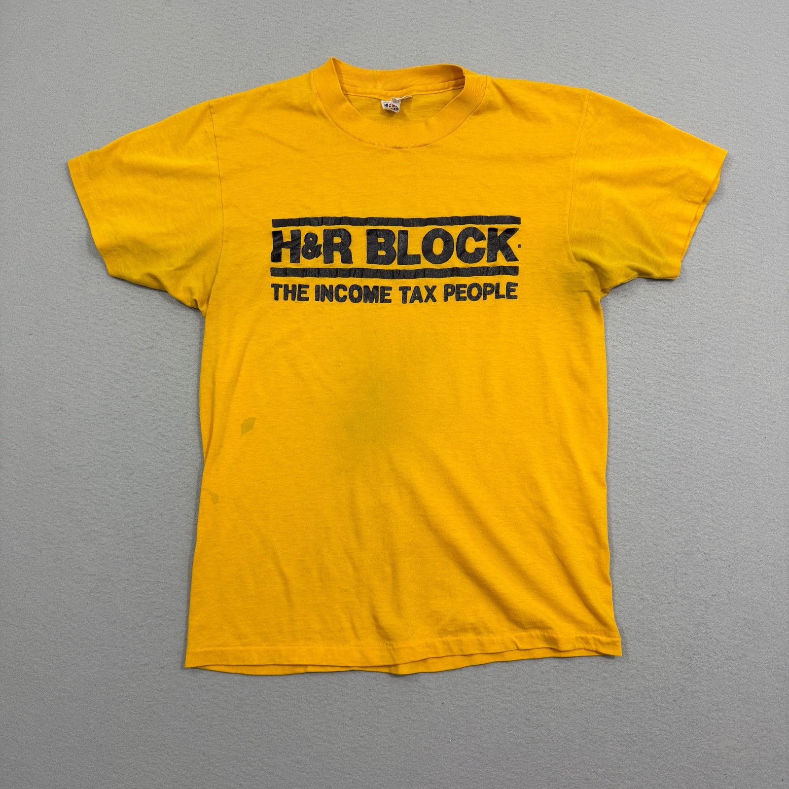 Vintage Vintage The Income Tax People Shirt Large Yellow Paper Thin Size US L / EU 52-54 / 3 - 2 Thumbnail
