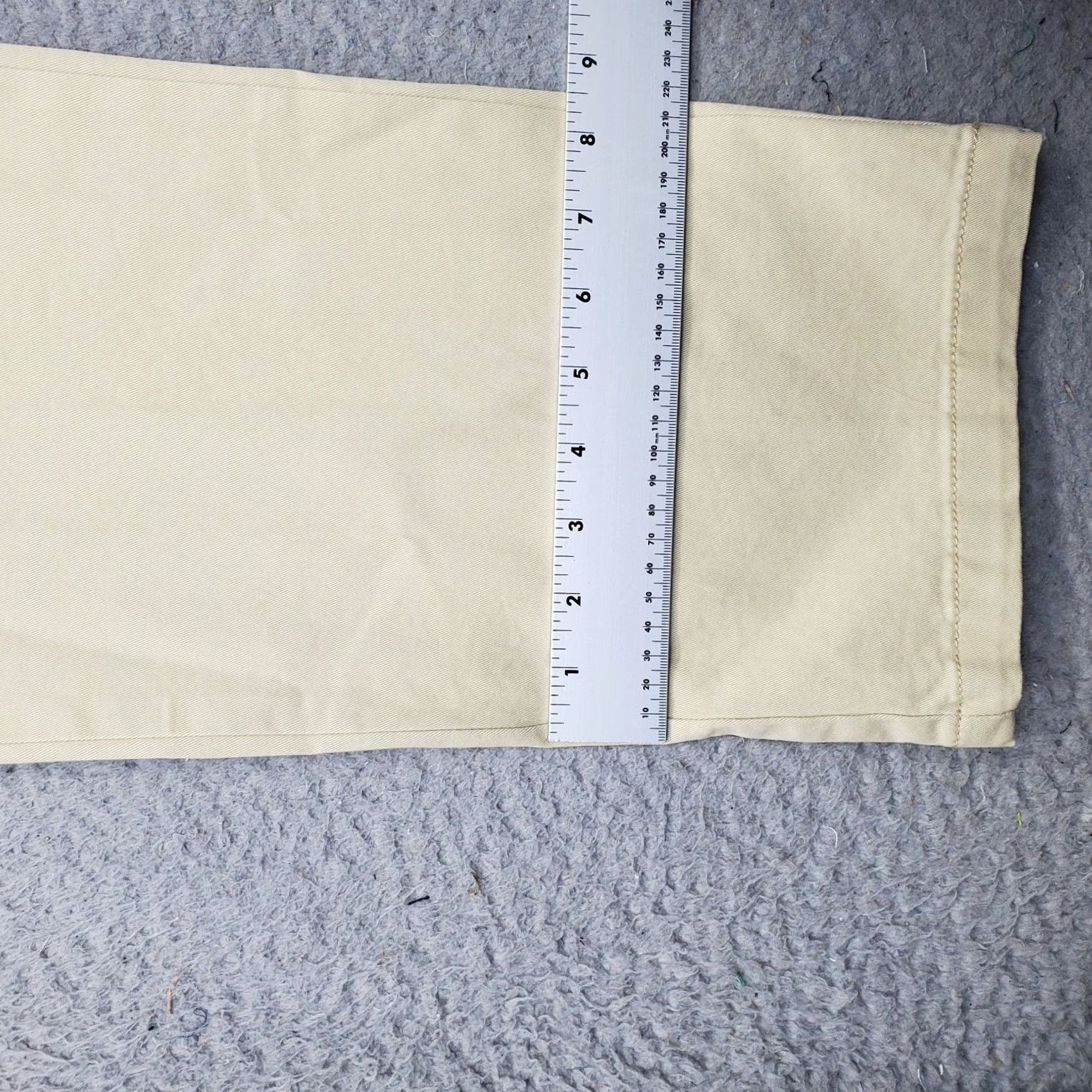 Izod IZOD Mens Chino Pants Straight Leg Flat Front 38 Tan Stretch Classic Fit Mens Size 38 Tan Chino Pants Size US 38 / EU 54 - 5 Thumbnail