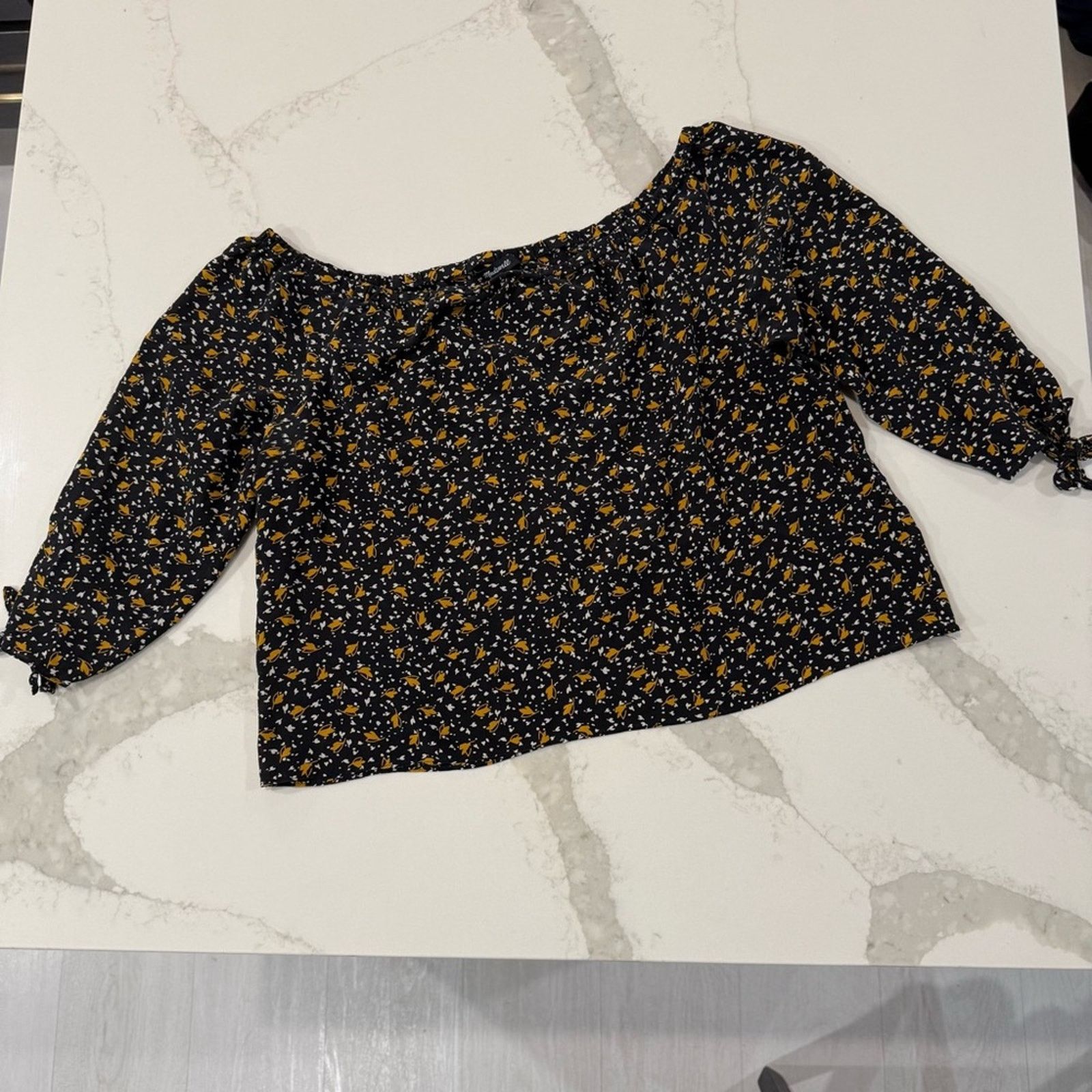 Madewell Madewell Falling Leaves 100%Silk OffShoulder Blouse Womens M Size M / US 6-8 / IT 42-44 - 2 Thumbnail