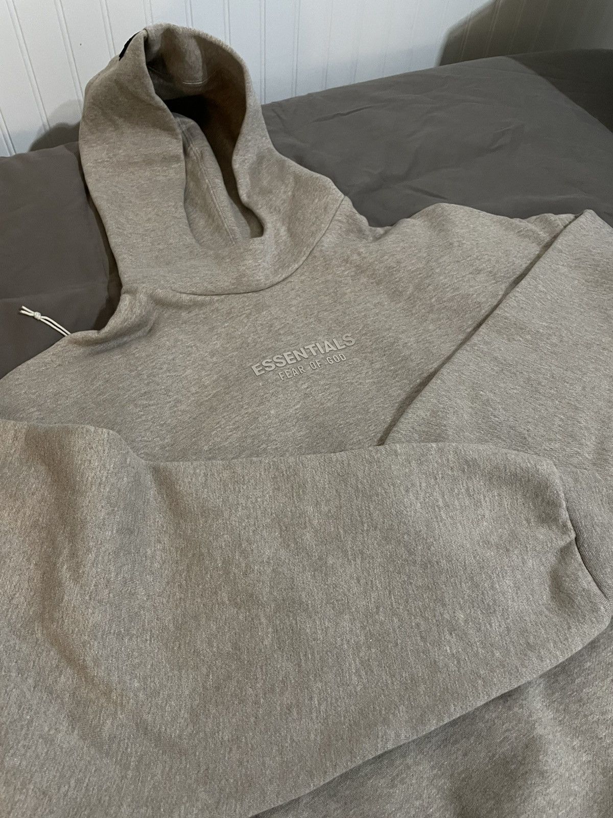 Essentials × Fear of God Fear of god essentials hoodie M NEW W BAG Size US M / EU 48-50 / 2 - 4 Thumbnail