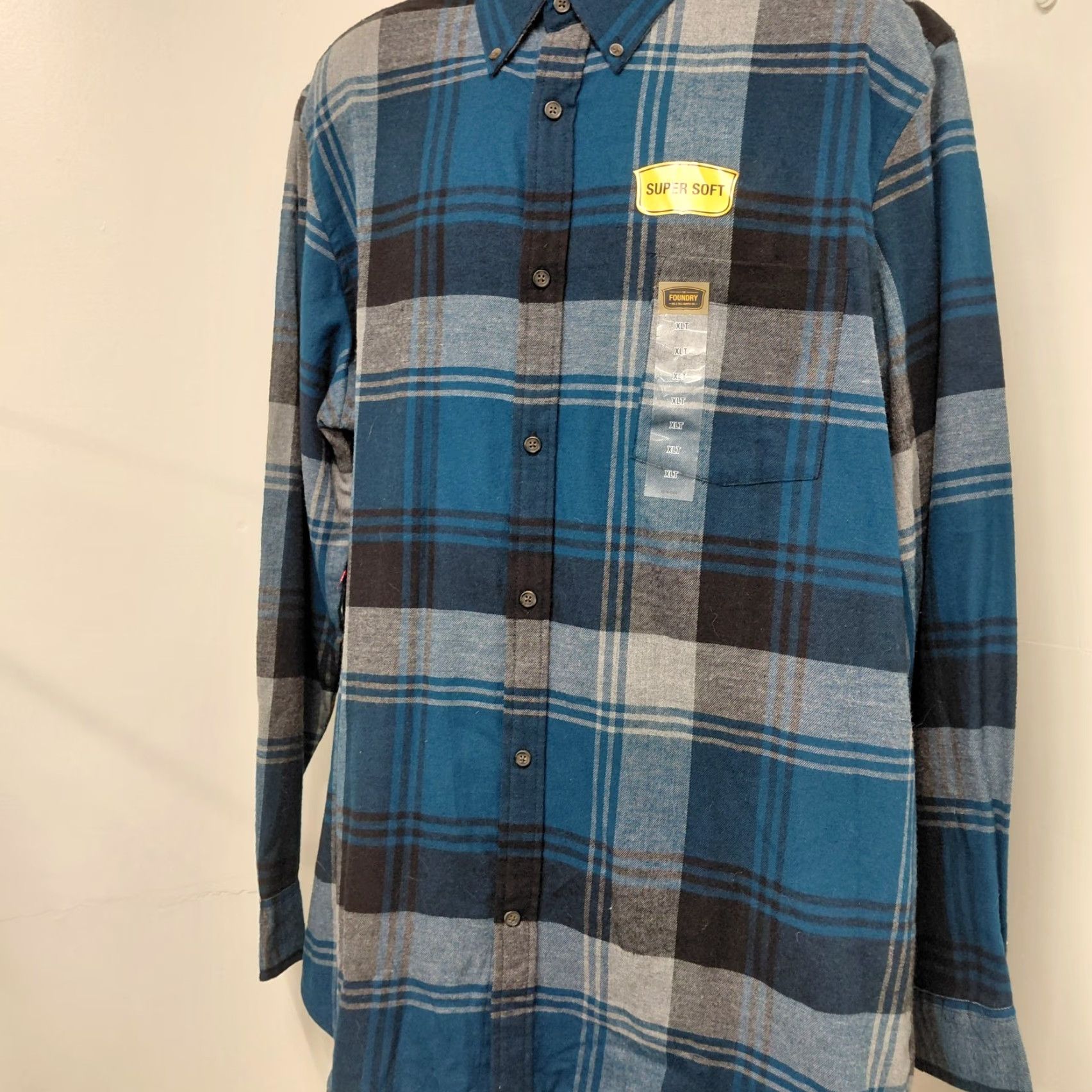Vintage Foundry Flannel Shirt Men XLT Blue/Black Long Sleeve Button-Up Super Soft Casual Plaid Vintage No Size US XL / EU 56 / 4 - 3 Thumbnail