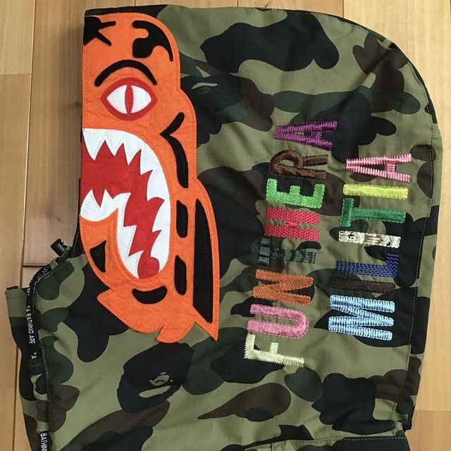 Bape BAPE camo Tiger hoodie snowboard jacket a bathing ape Size US L / EU 52-54 / 3 - 6 Thumbnail