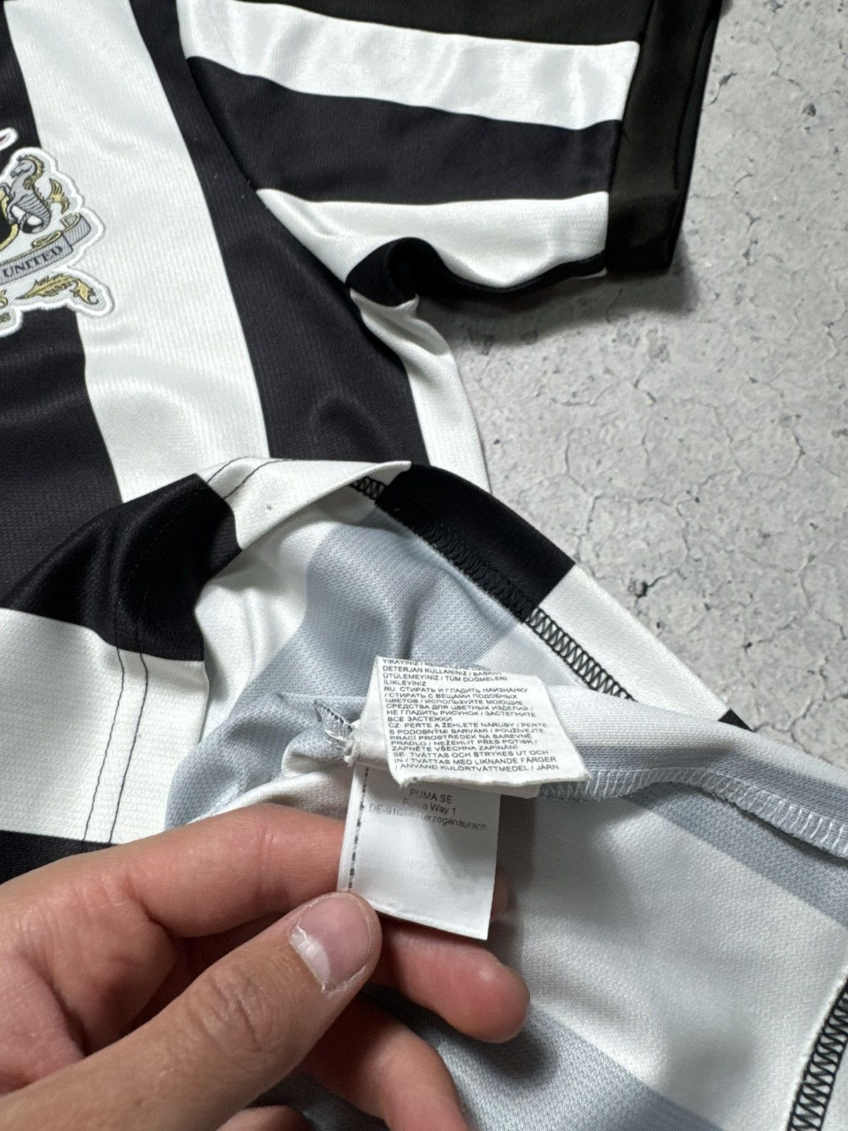 Puma Puma FC Newcastle United 2017/2018 Vintage Soccer Jersey Size US S / EU 44-46 / 1 - 11 Thumbnail