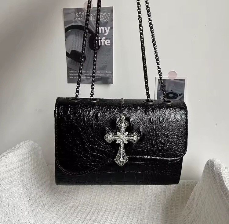 Other Y2K Gothic Faux Crocodile Crossbody–Vintage ChainUnderarmBag Size ONE SIZE - 2 Thumbnail