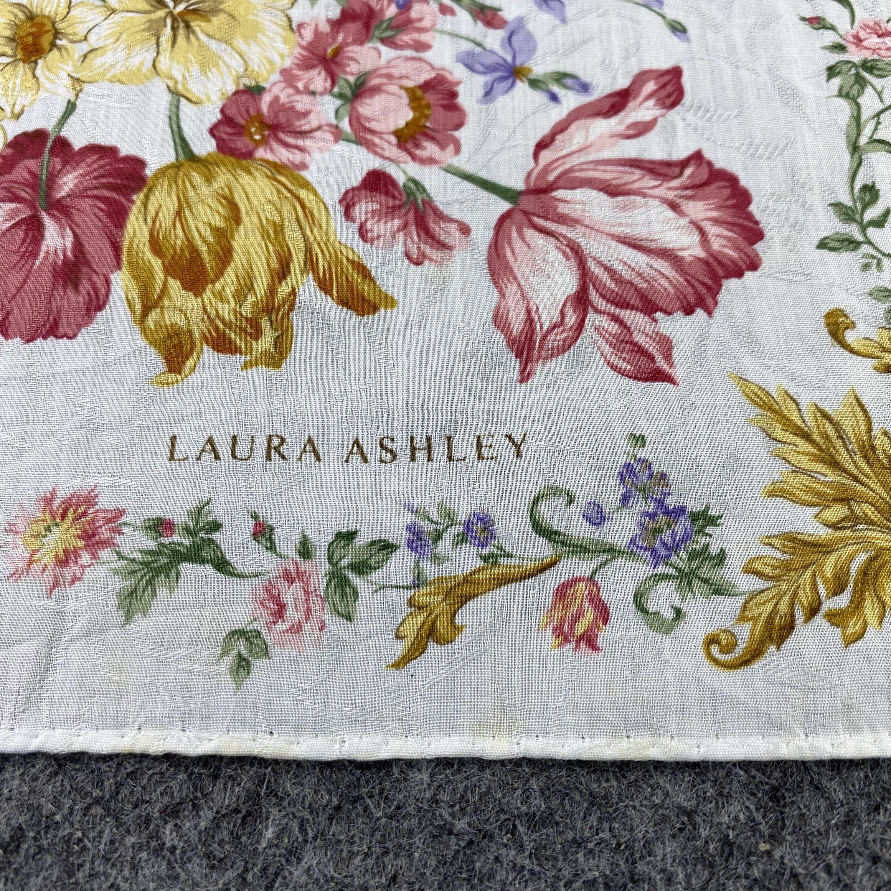 Laura Ashley Laura Ashley Handkerchief Neckerchief Bandana-B1828 Size ONE SIZE - 7 Thumbnail