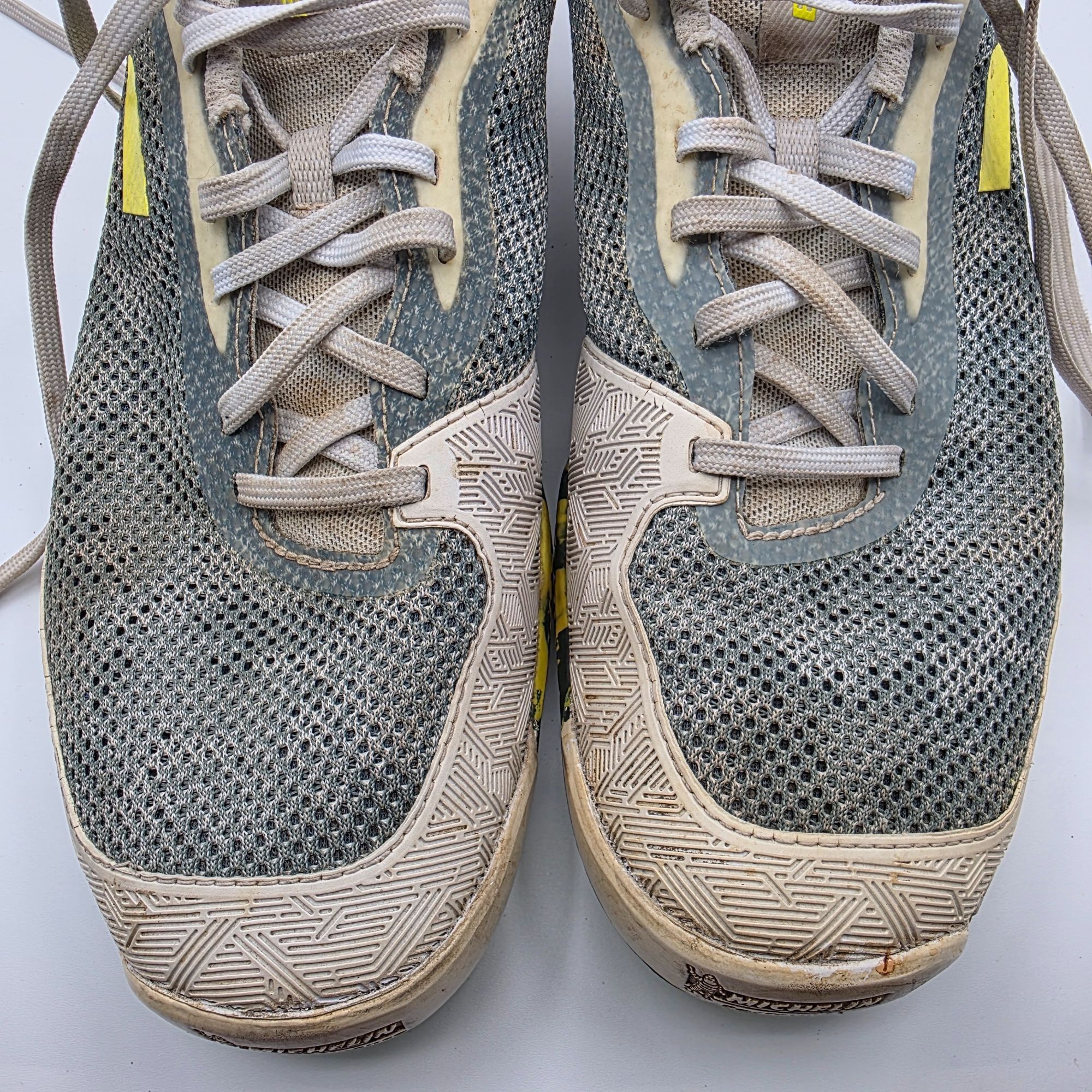 Other Babolat Jet Tere All Court Mens Size 9.5 Gray Yellow Tennis Size US 9.5 / EU 42-43 - 10 Thumbnail