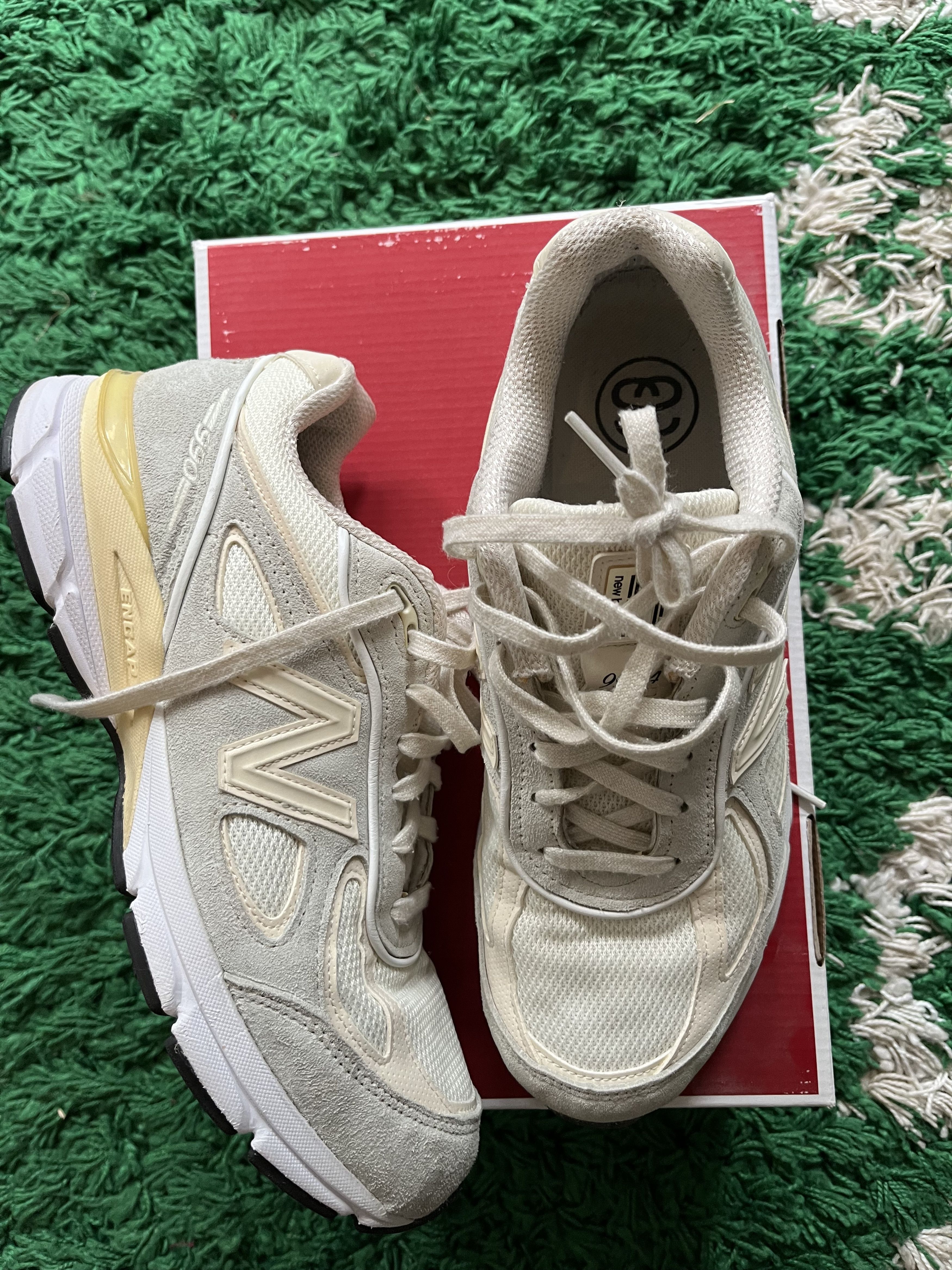 New Balance × Stussy Stussy x new balance 990 v4 beige Size US 10 / EU 43 - 3 Thumbnail