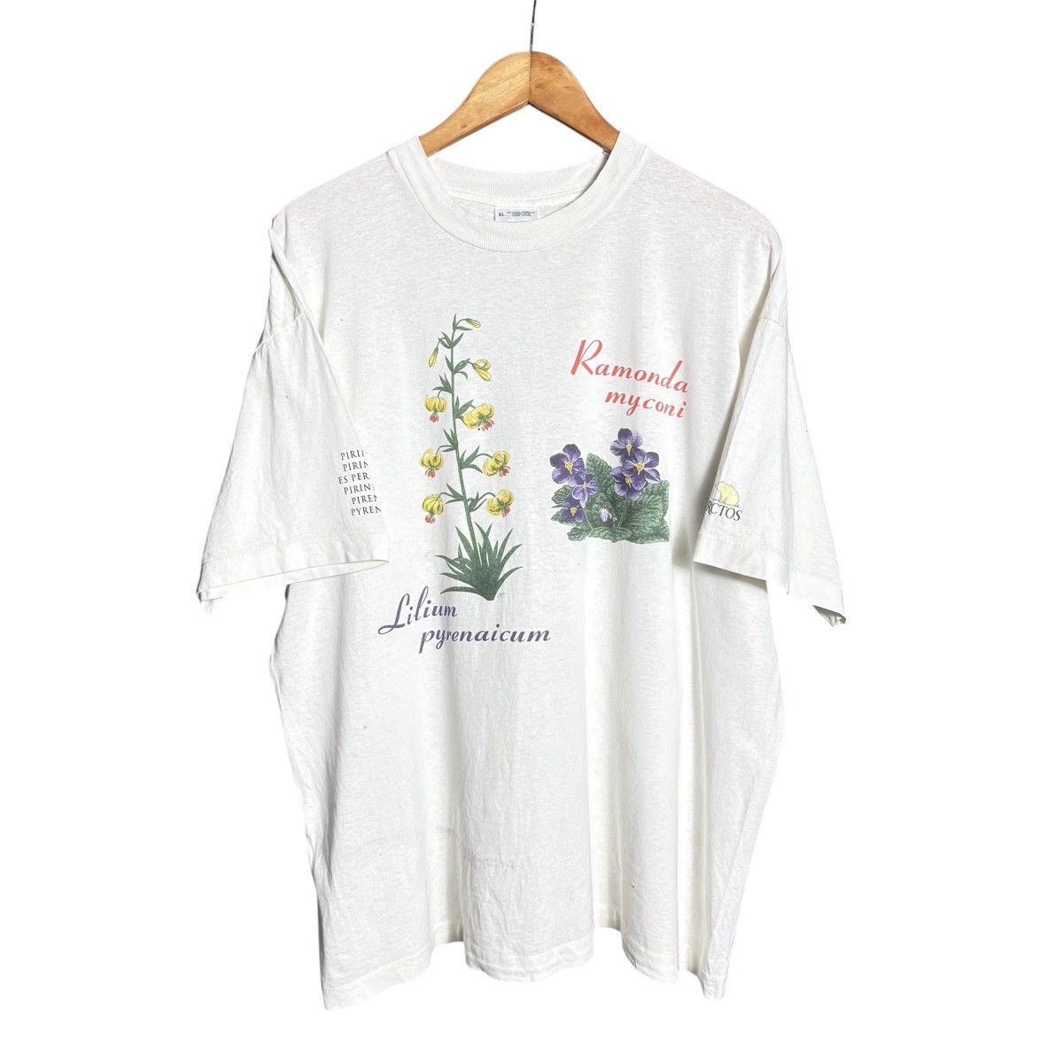Vintage Vintage 90s Flowers Graphic T-Shirt / Distressed Size US XL / EU 56 / 4 - 1 Thumbnail