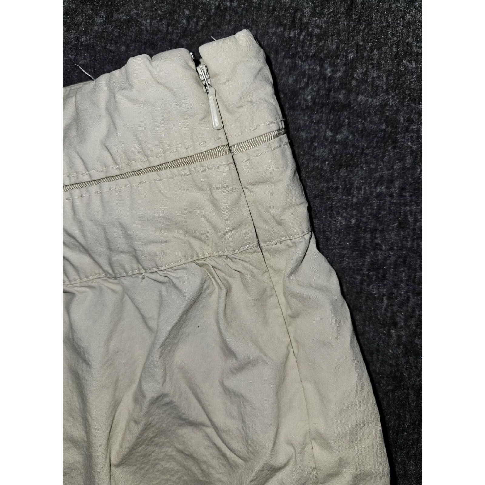 American Eagle Outfitters VINTAGE? No. American Eagle Skirt Womens 6 Mini Casual Side Zip Pockets Summer Short Size 28" / US 6 / IT 42 - 6 Thumbnail