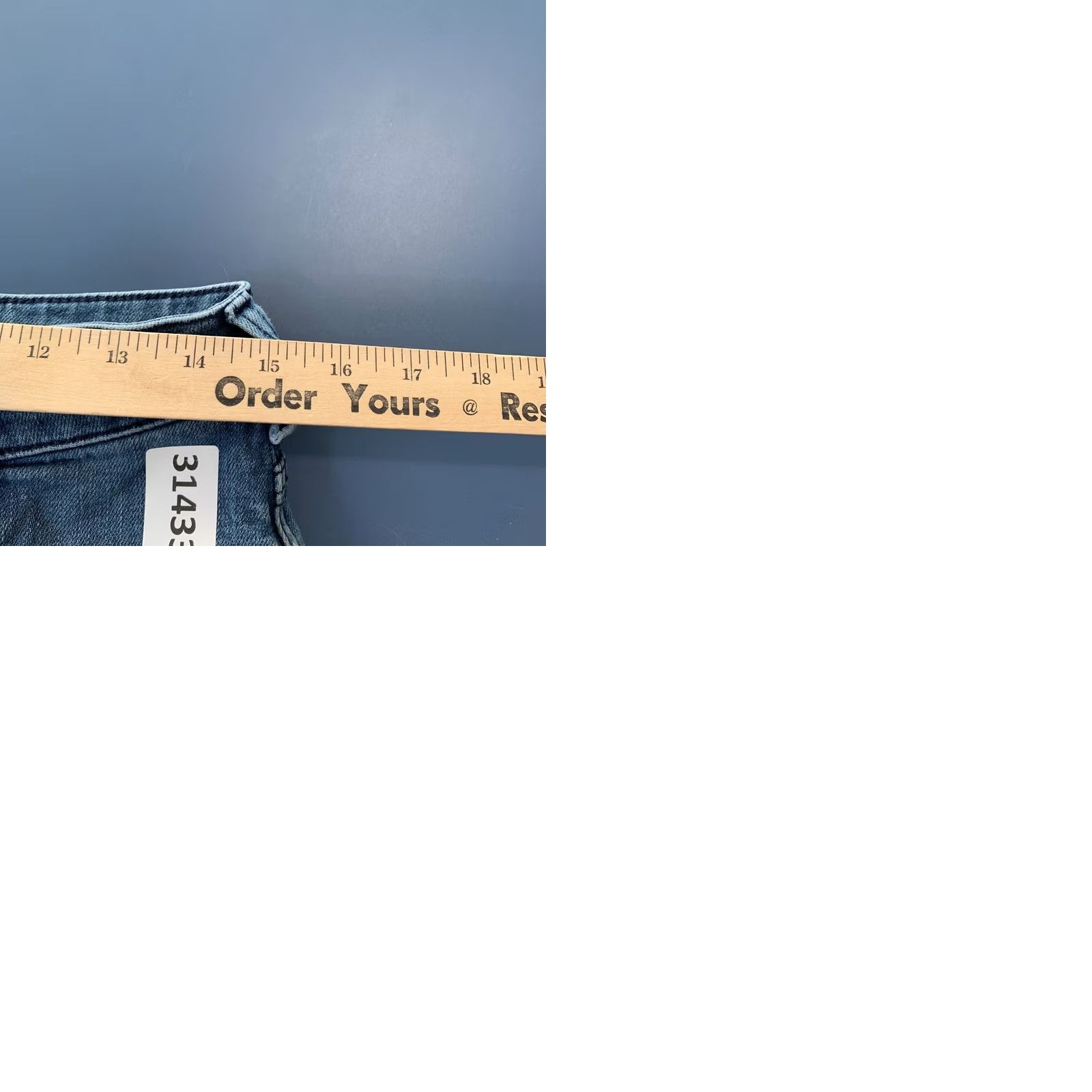 Vintage Anthropologie Pilcro Blue Denim Flared Jeans Womens Size 28x29 Casual FLARE Size 28" / US 6 / IT 42 - 10 Thumbnail
