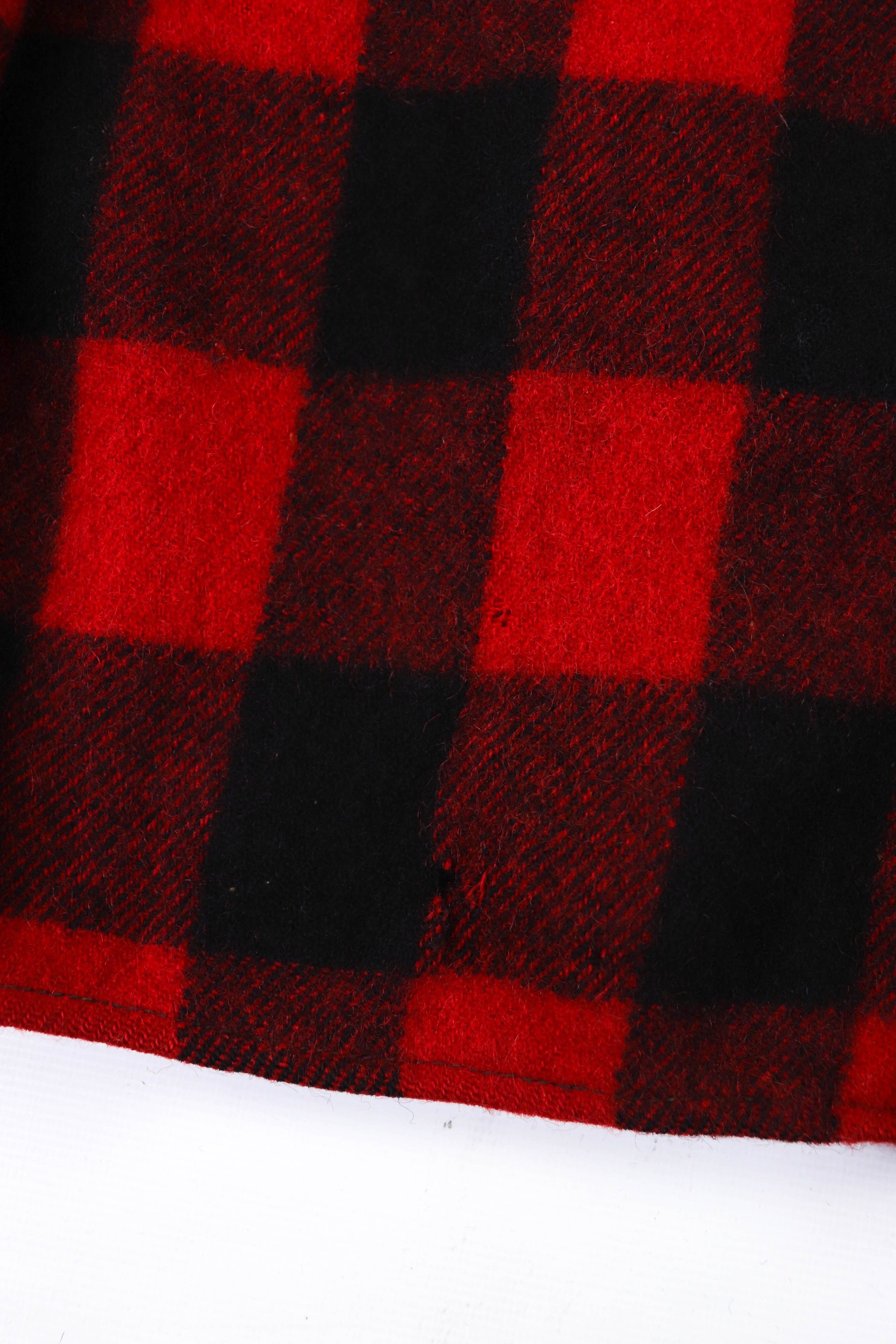 Vintage Vintage Red Buffalo Plaid Wool Lumberjack Overshirt Jacket Size US M / EU 48-50 / 2 - 9 Thumbnail