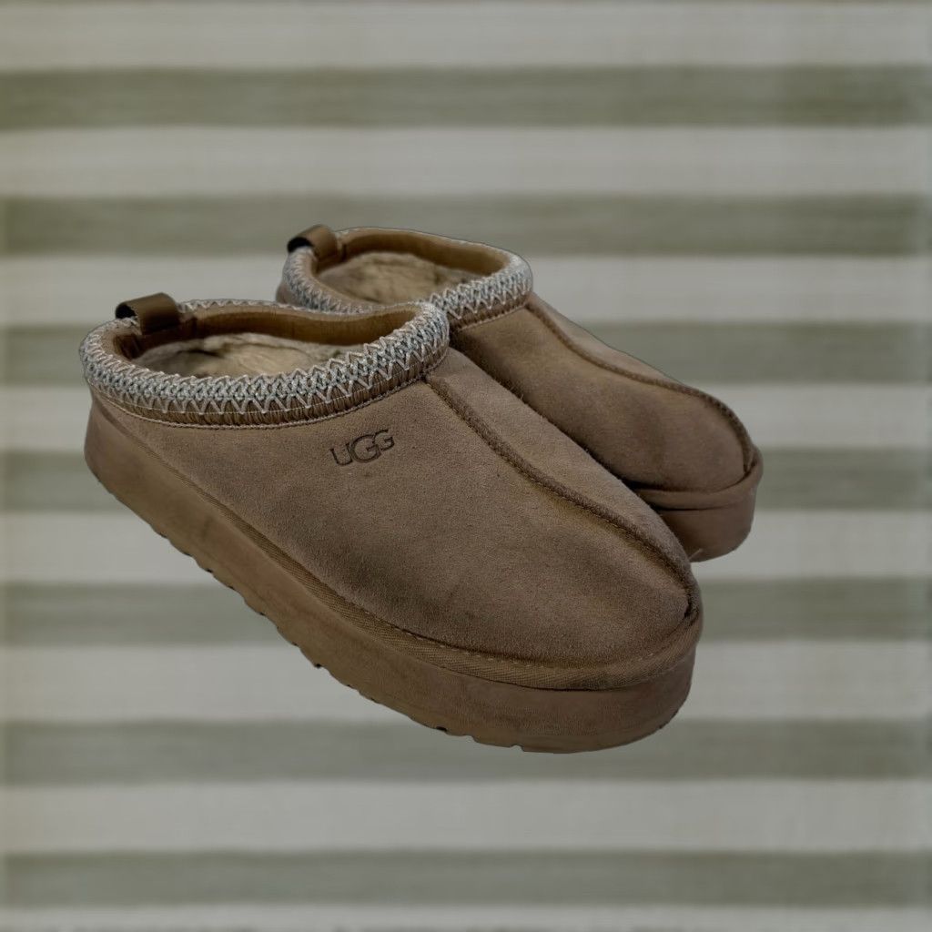Ugg **UGG Tazz II Brown Tan Clog Platform Slippers Comfort Women's US 10** User: UGG Tazz II Brown Tan Clog Platform Slippers Comfort Women's US 10 Size US 8 / IT 38 - 1 Thumbnail