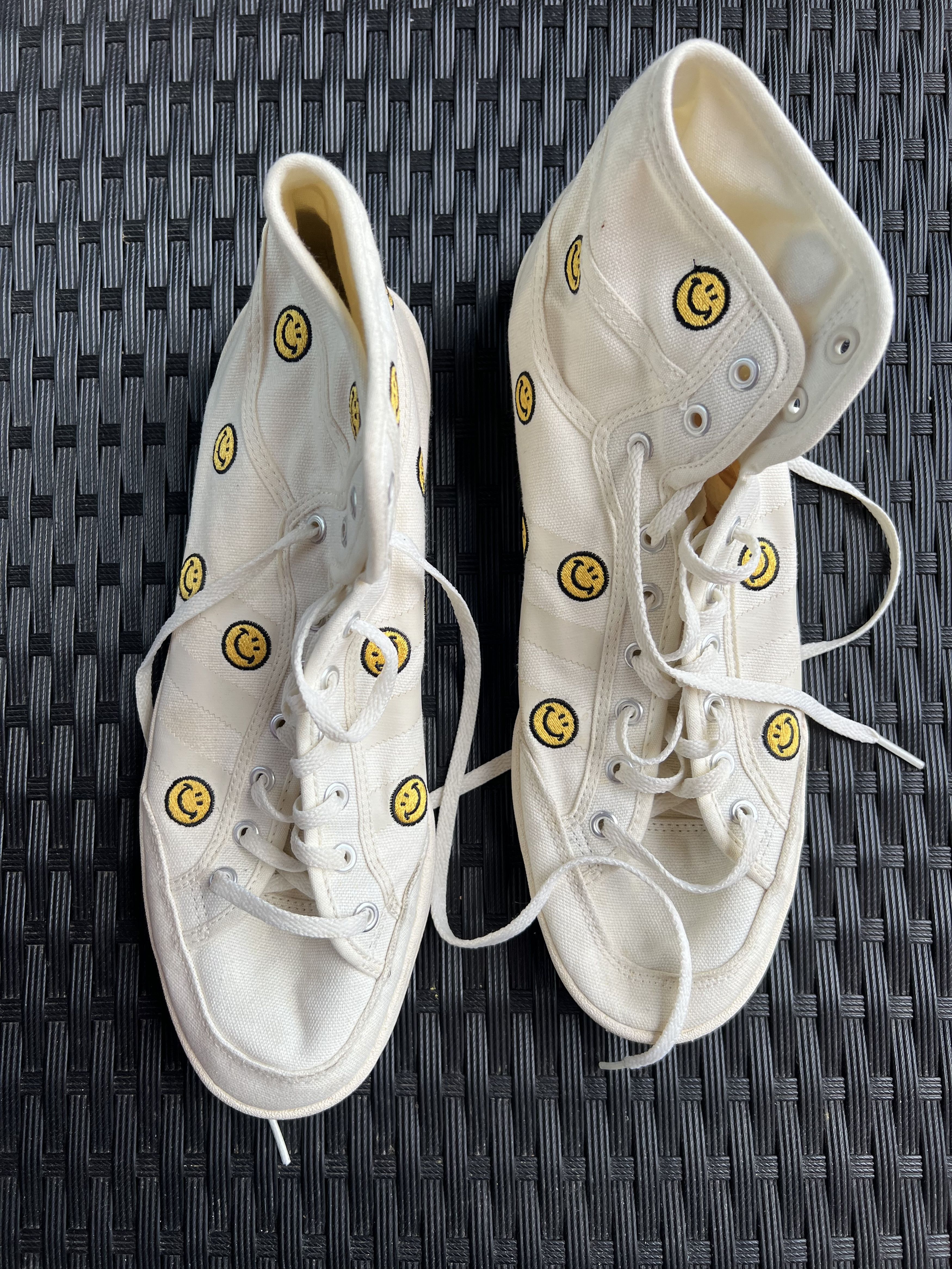 Adidas Adidas americana decon smiley faces shoes Size US 12 / EU 45 - 1 Thumbnail
