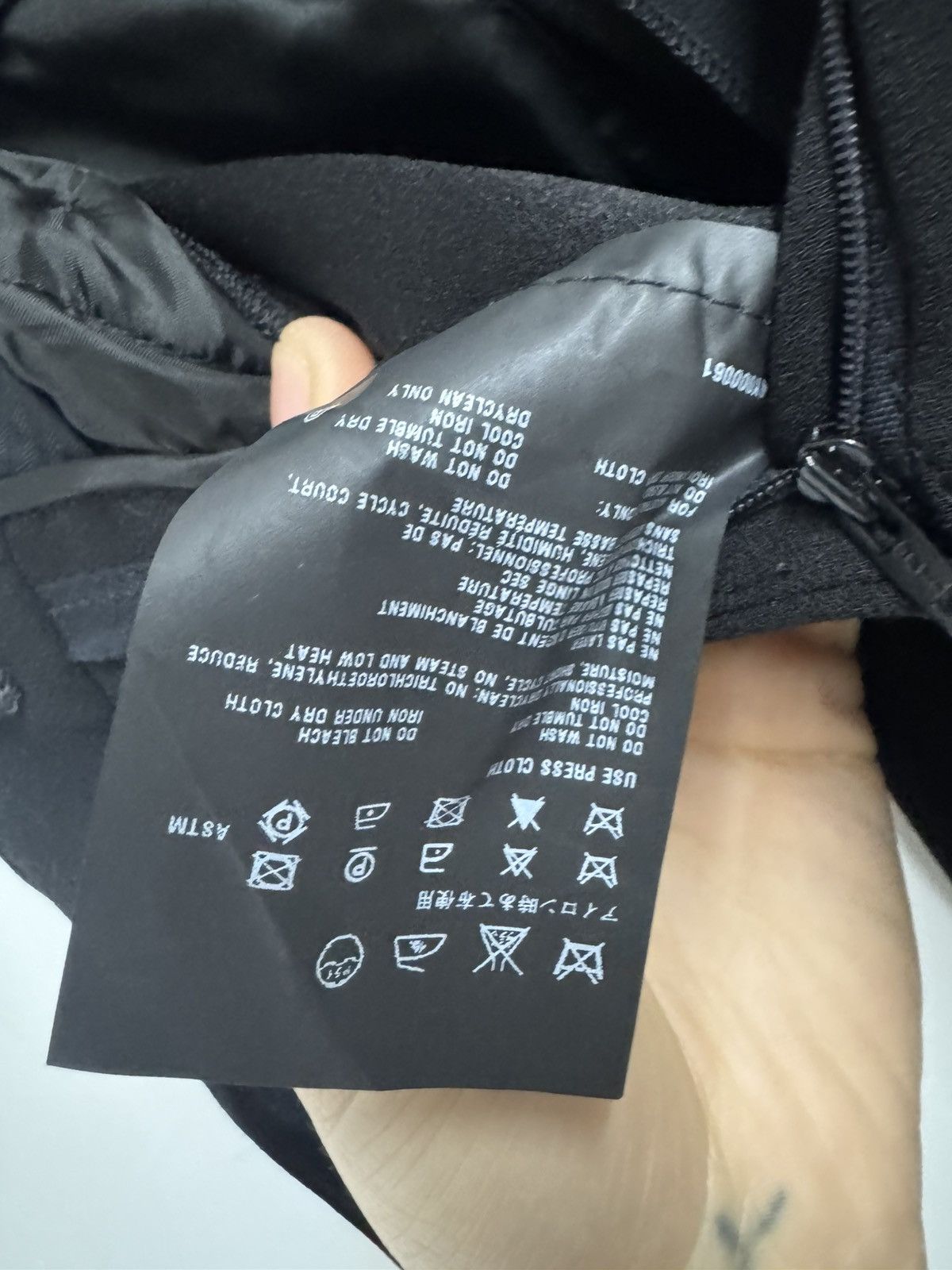 Prada Prada Black Pleated Flare Trousers – Size 38 (IT) Size 26" / US 2 / IT 38 - 4 Thumbnail