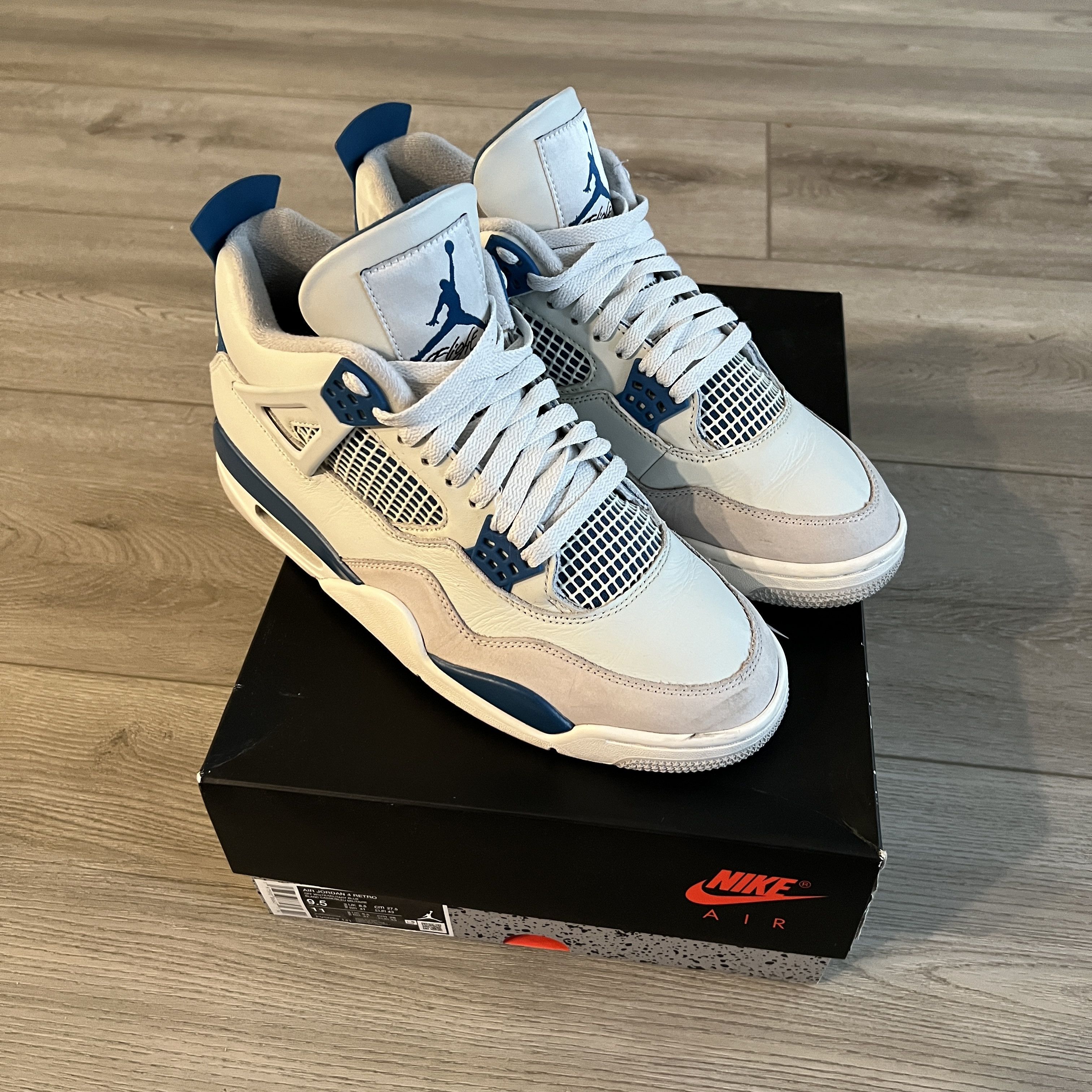 Jordan Brand Jordan Air Jordan 4 Retro Military Blue FV5029-141 Size US 9.5 / EU 42-43 - 1 Thumbnail
