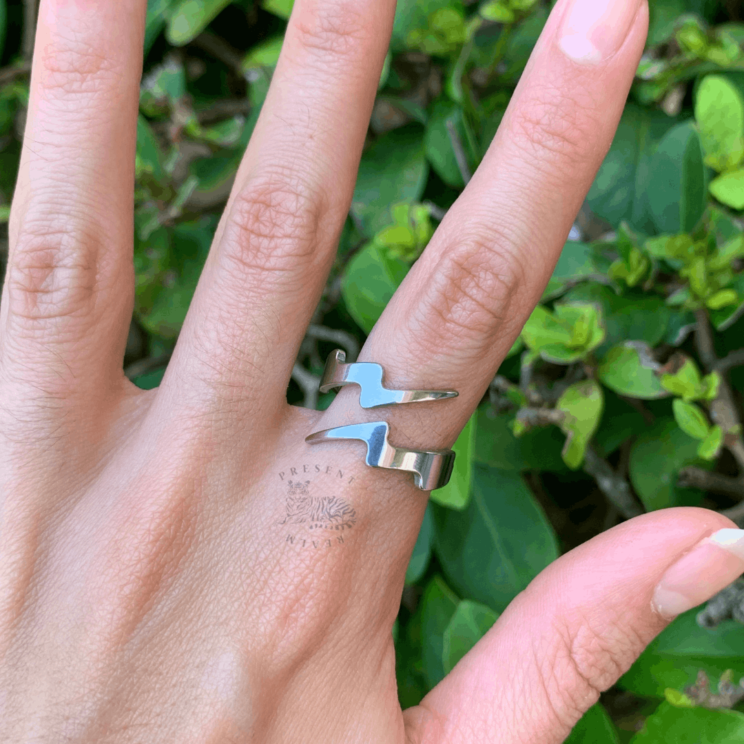 Japanese Brand × Vintage Lightning Adjustable Ring Size ONE SIZE - 4 Thumbnail