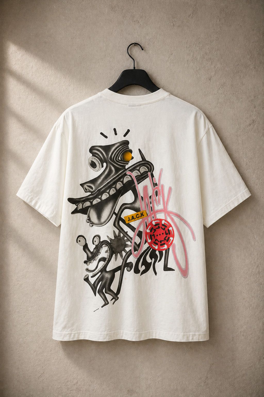 Travis Scott Travis Scott Artifacts Tee Size Medium Size US L / EU 52-54 / 3 - 1 Thumbnail