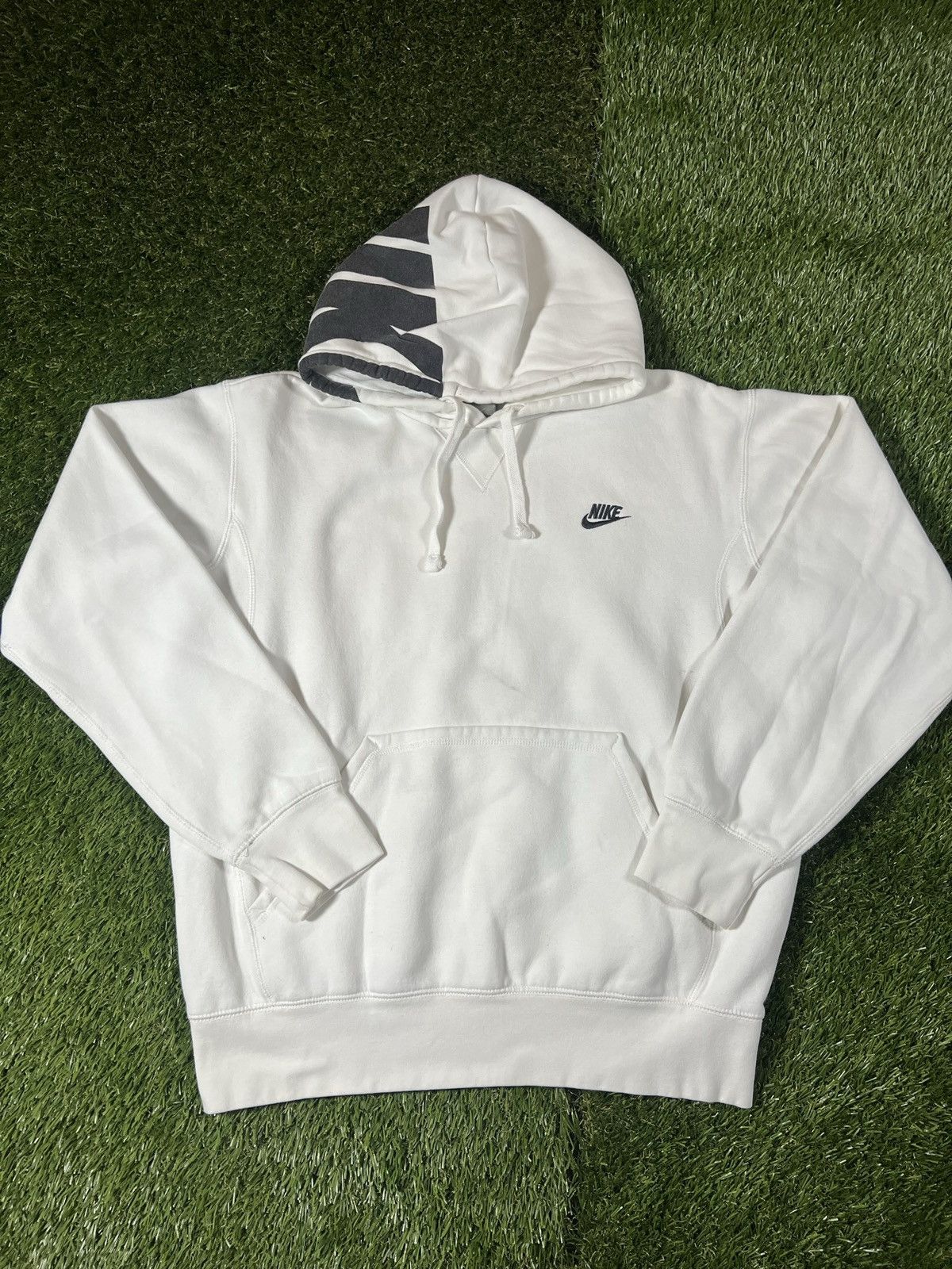 Nike × Vintage Vintage Y2K Essential Grey Tag Nike Sweatshirt Hoodie Size US M / EU 48-50 / 2 - 1 Thumbnail