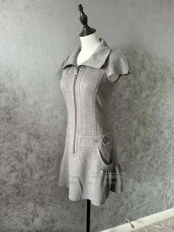 Burberry Burberry Gray Short Sleeve Dress for Women. Size S / US 4 / IT 40 - 2 Thumbnail