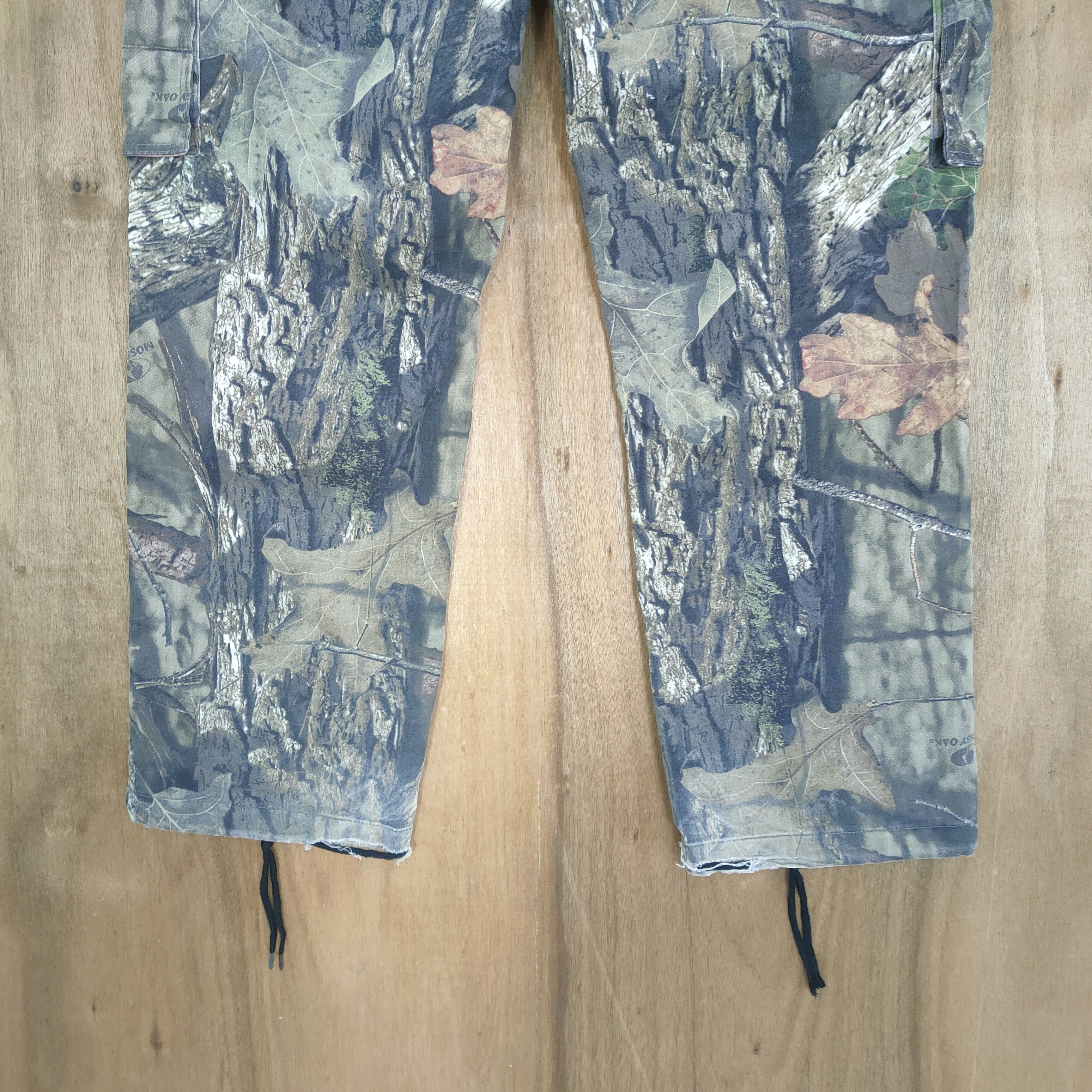 MOUSSY × Vintage VINTAGE MOSSY OAK REALTREE CAMO CARGO PANTS Size US 38 / EU 54 - 9 Thumbnail